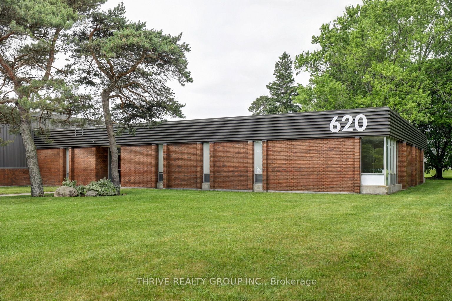 620 Ireland Road Property Photo 3