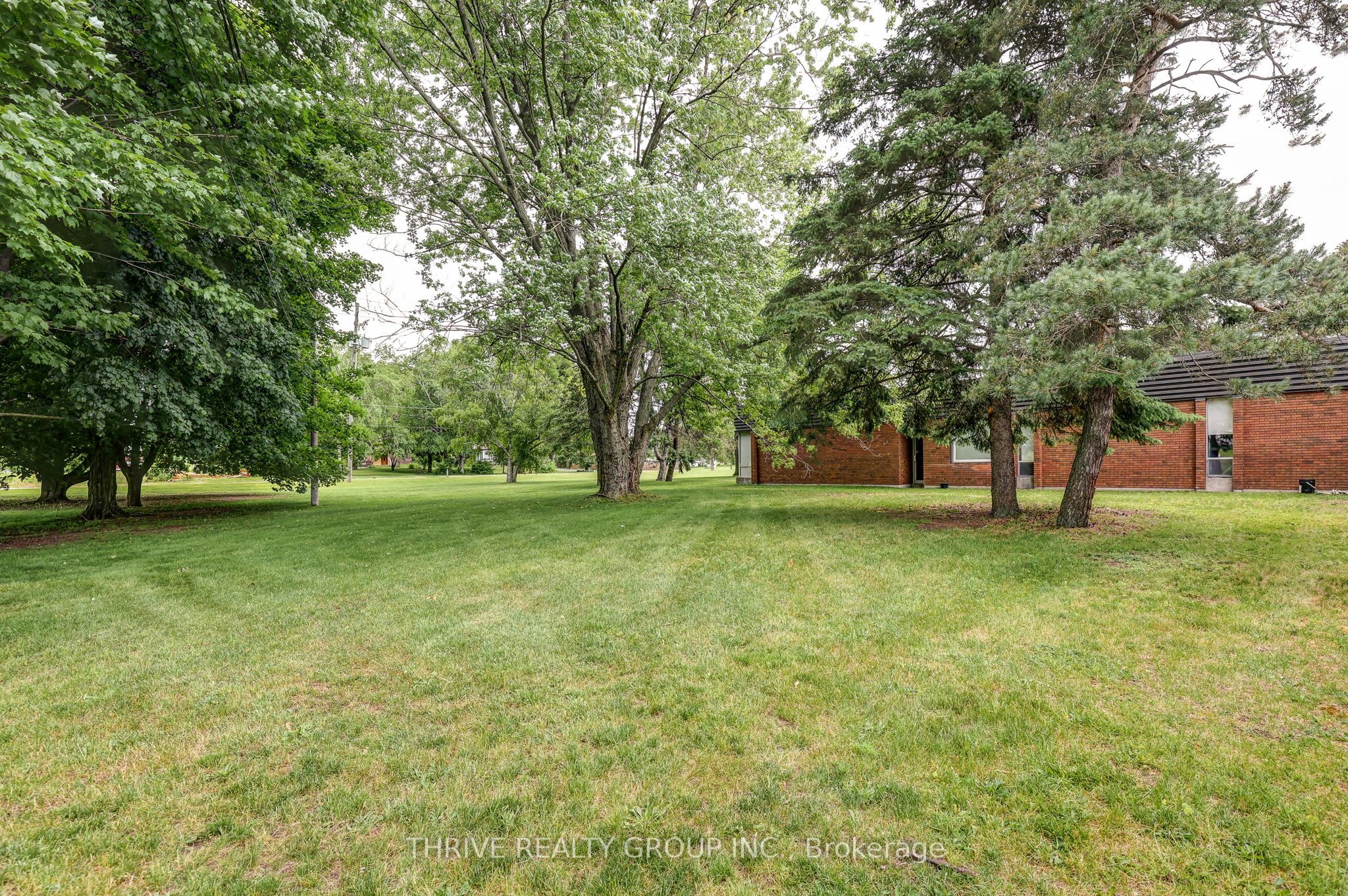 620 Ireland Road Property Photo 5