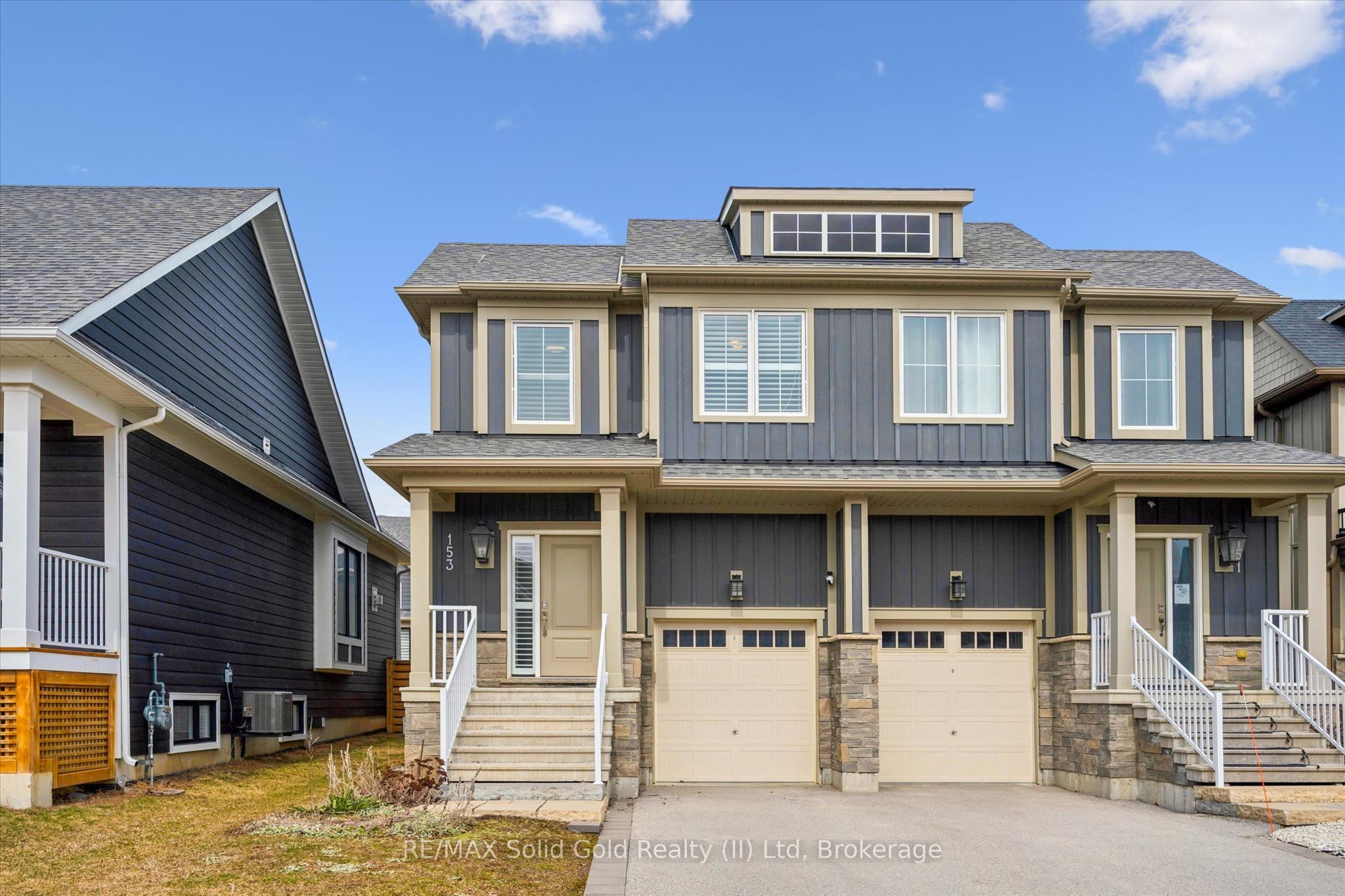 153 Yellow Birch Crescent Property Photo 1