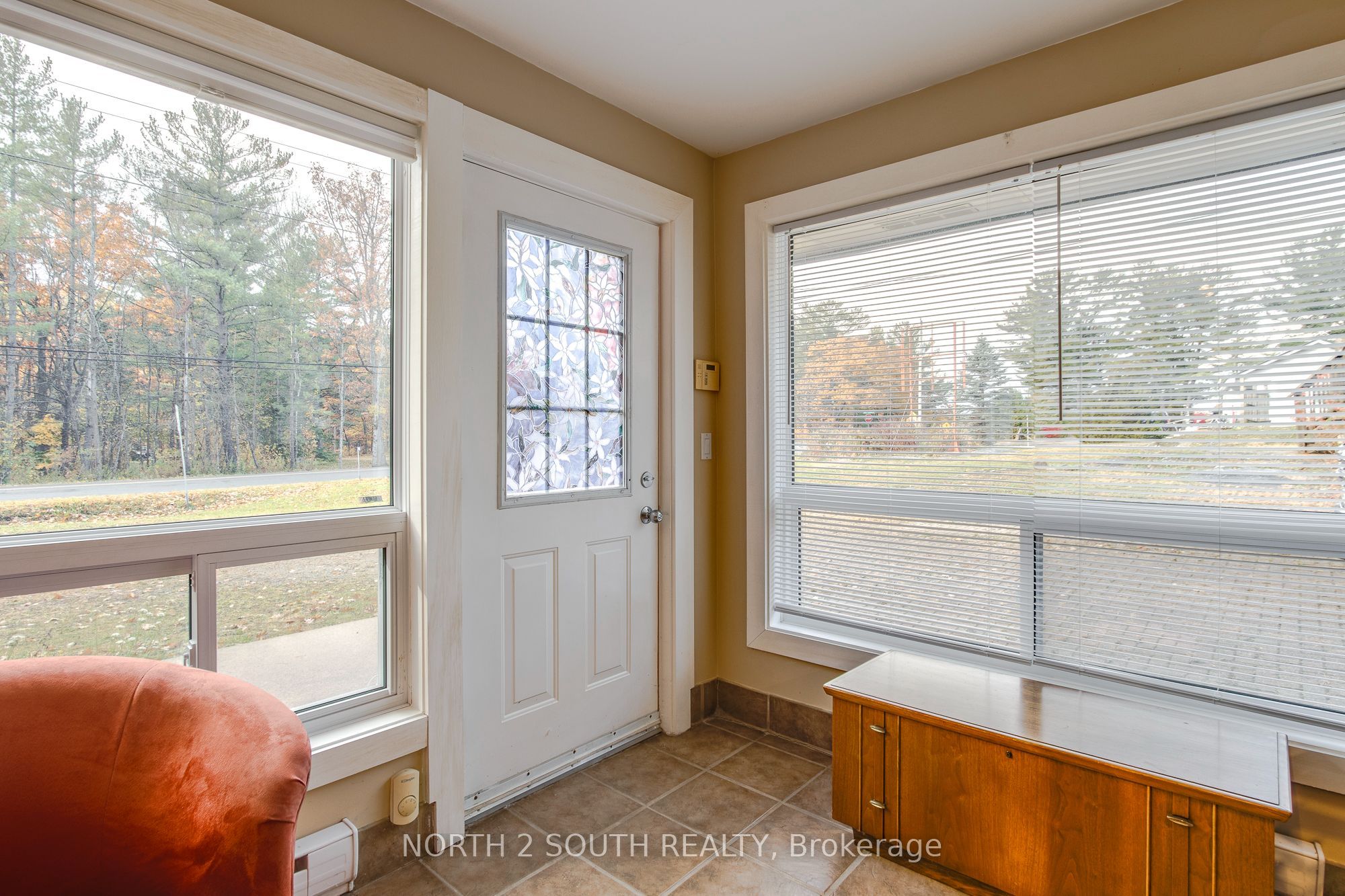 2512 Honey Harbour Road Property Photo 17