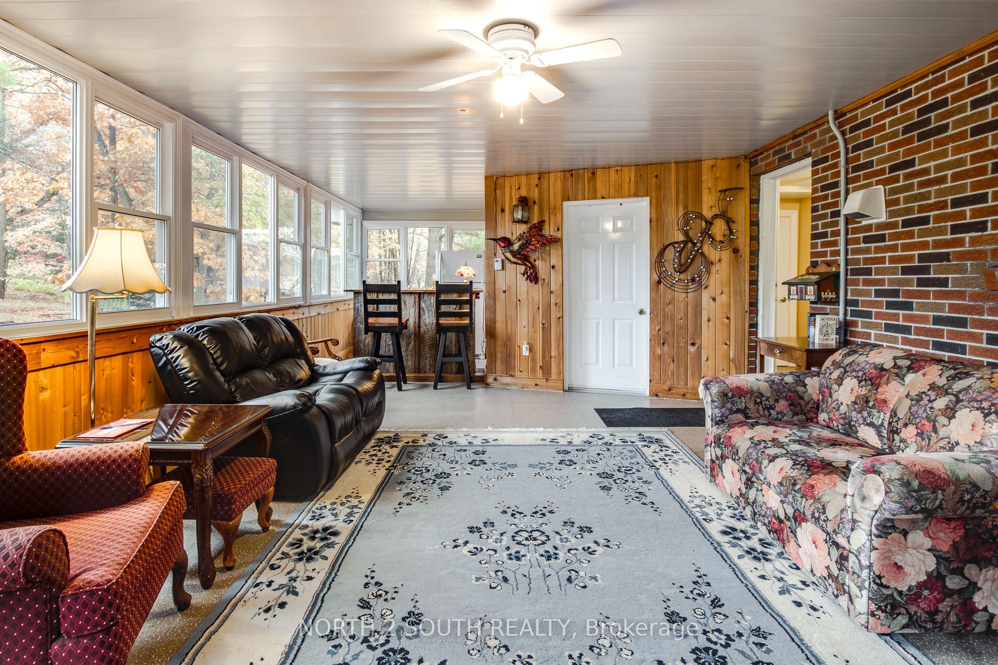 2512 Honey Harbour Road Property Photo 35