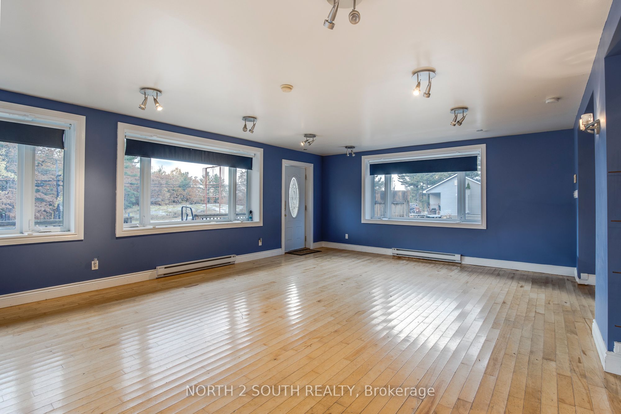 2512 Honey Harbour Road Property Photo 43