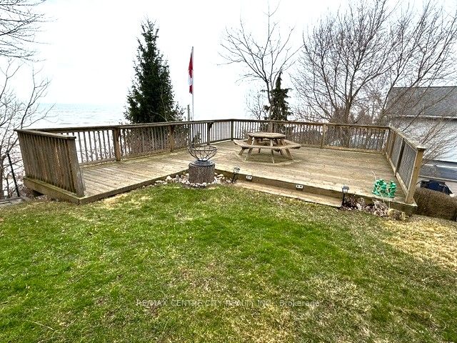 49225 Blair Property Photo 9