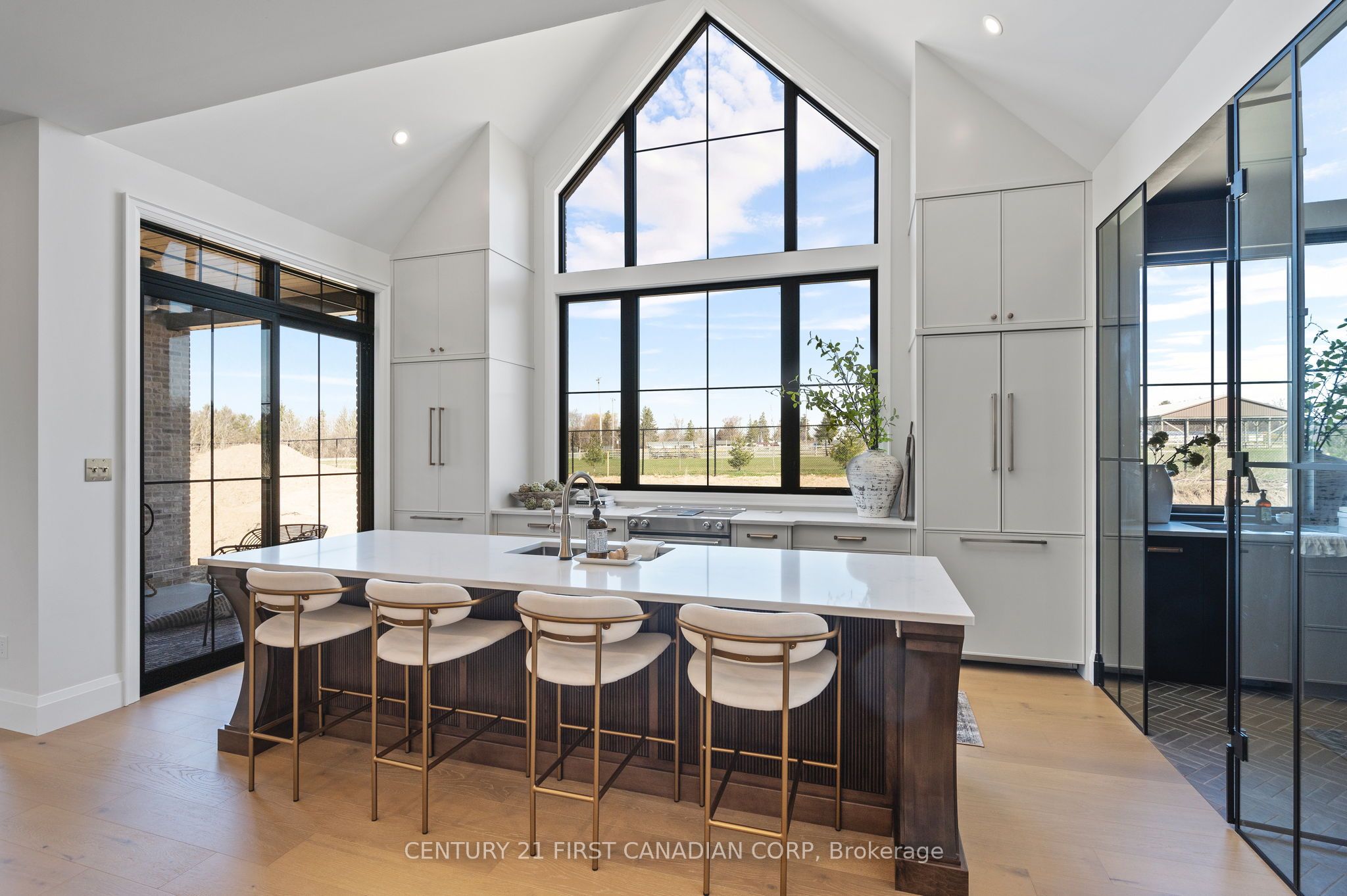 240 FOXBOROUGH Place Property Photo 1