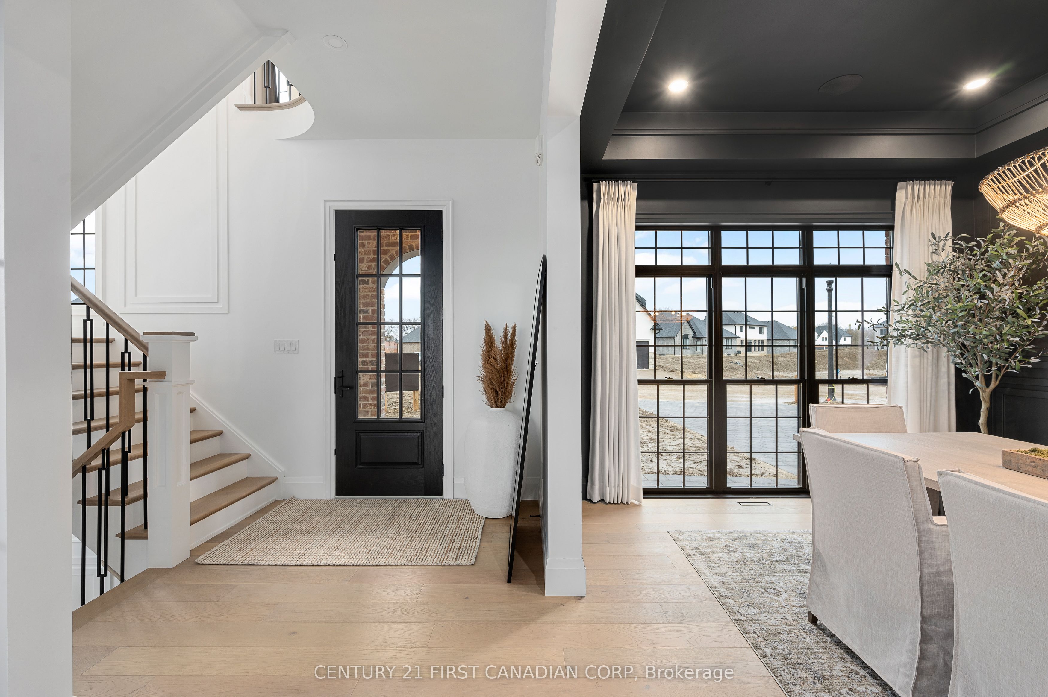 204 Foxborough Place Property Photo 2