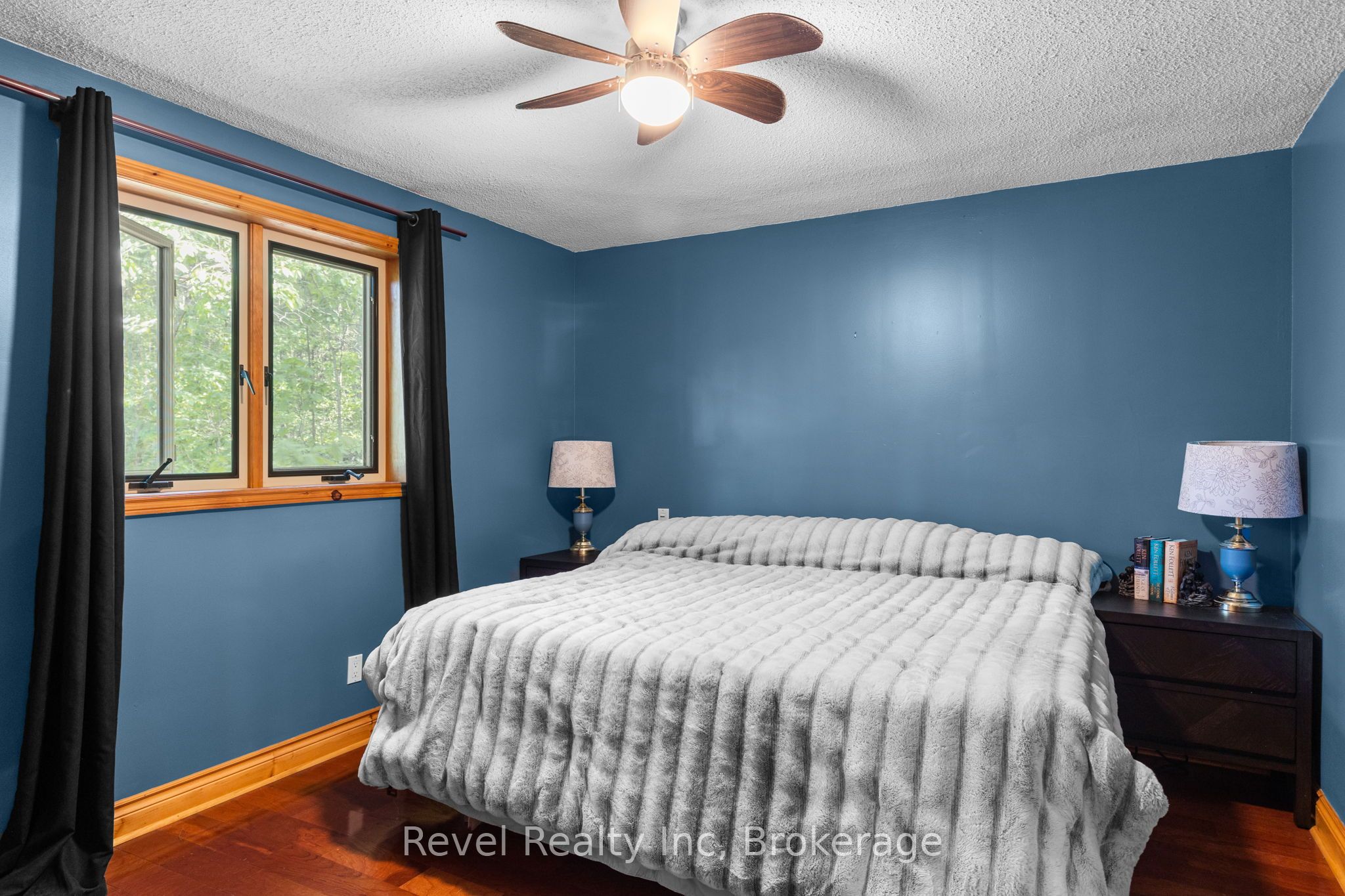 5 Severn River 406 Property Photo 14