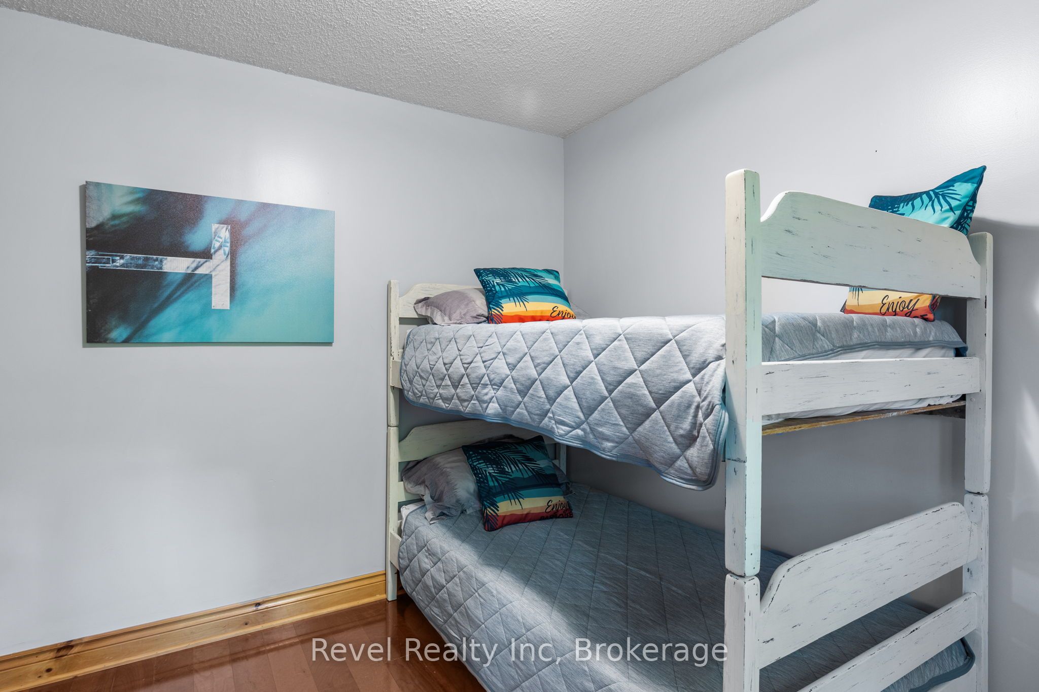 5 Severn River 406 Property Photo 18