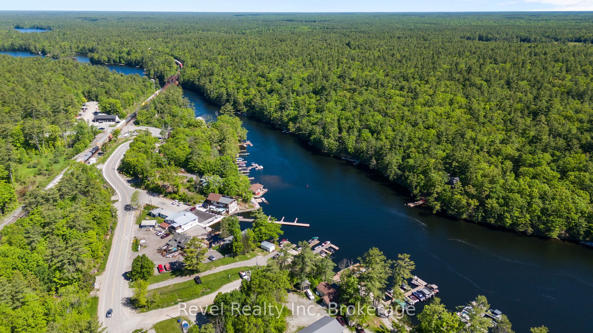5 Severn River 406 Property Photo 29