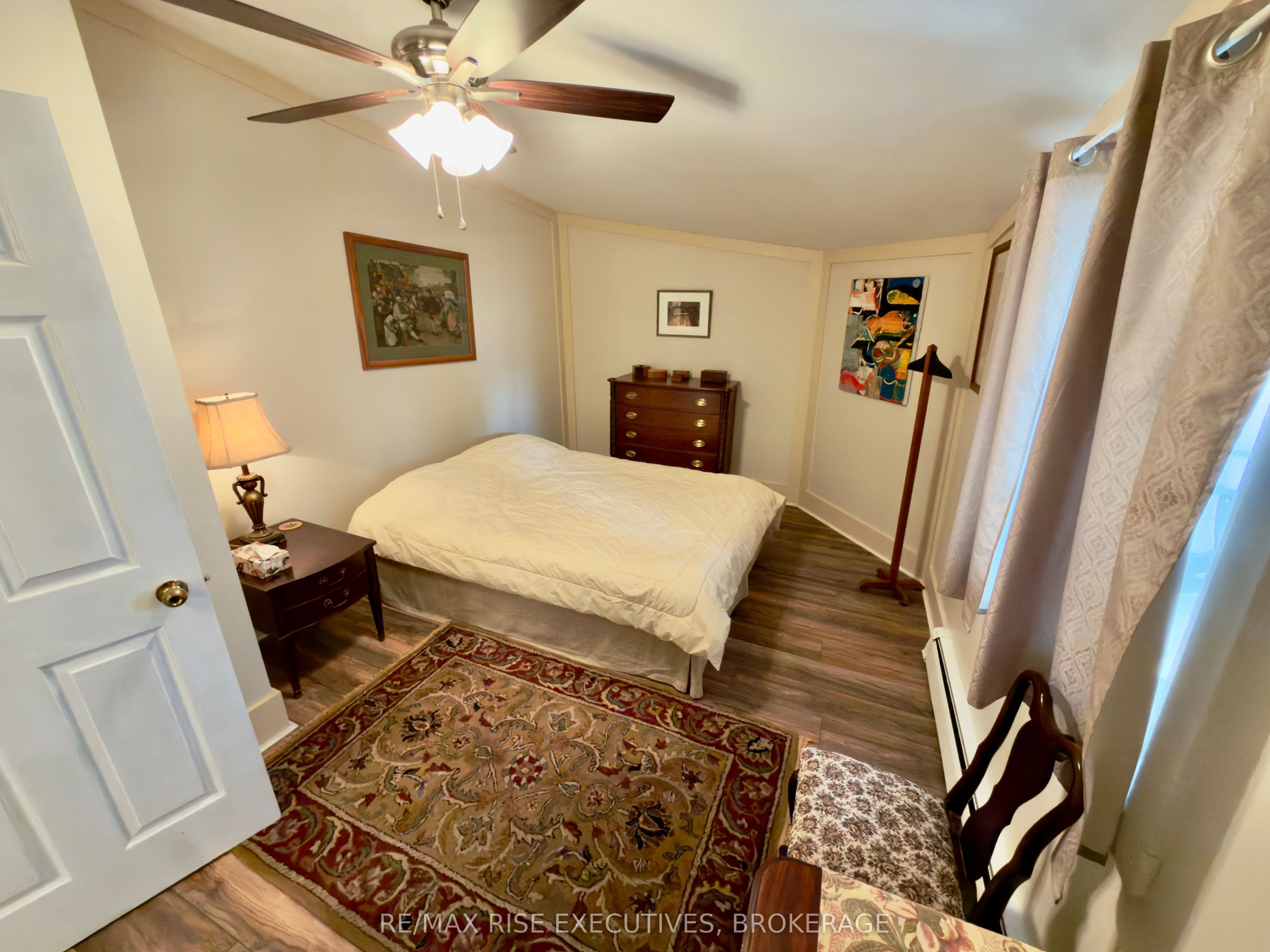 332 Main Street Property Photo 9