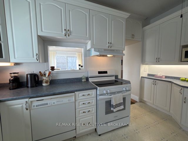 332 Main Street Property Photo 14