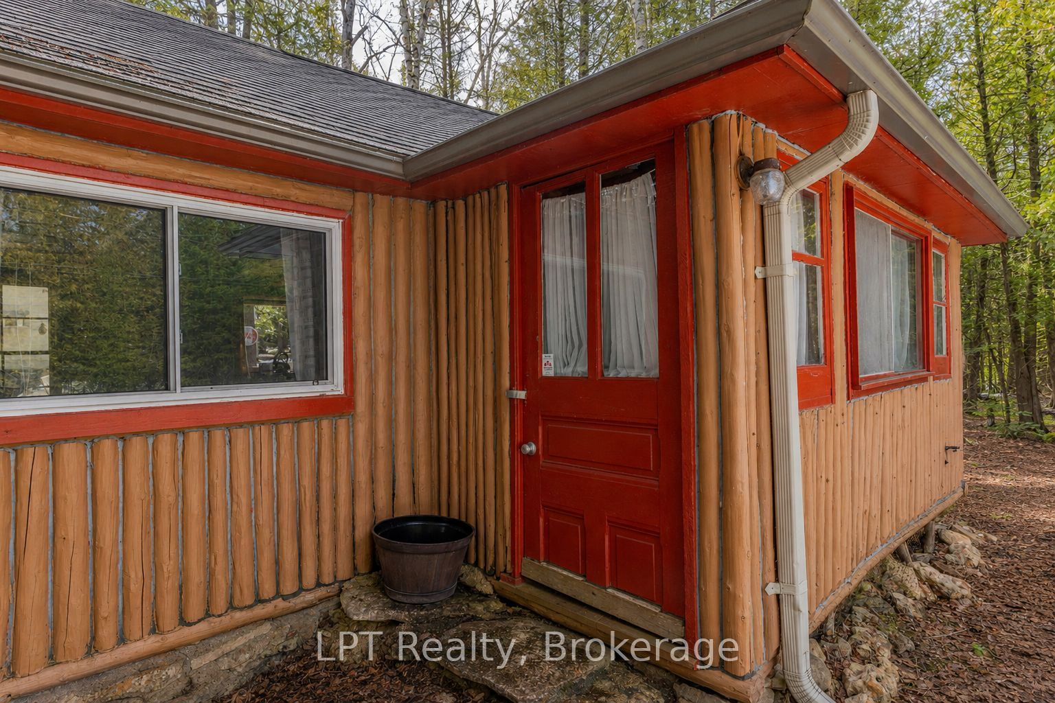 51 Cedar Trail Property Photo 10