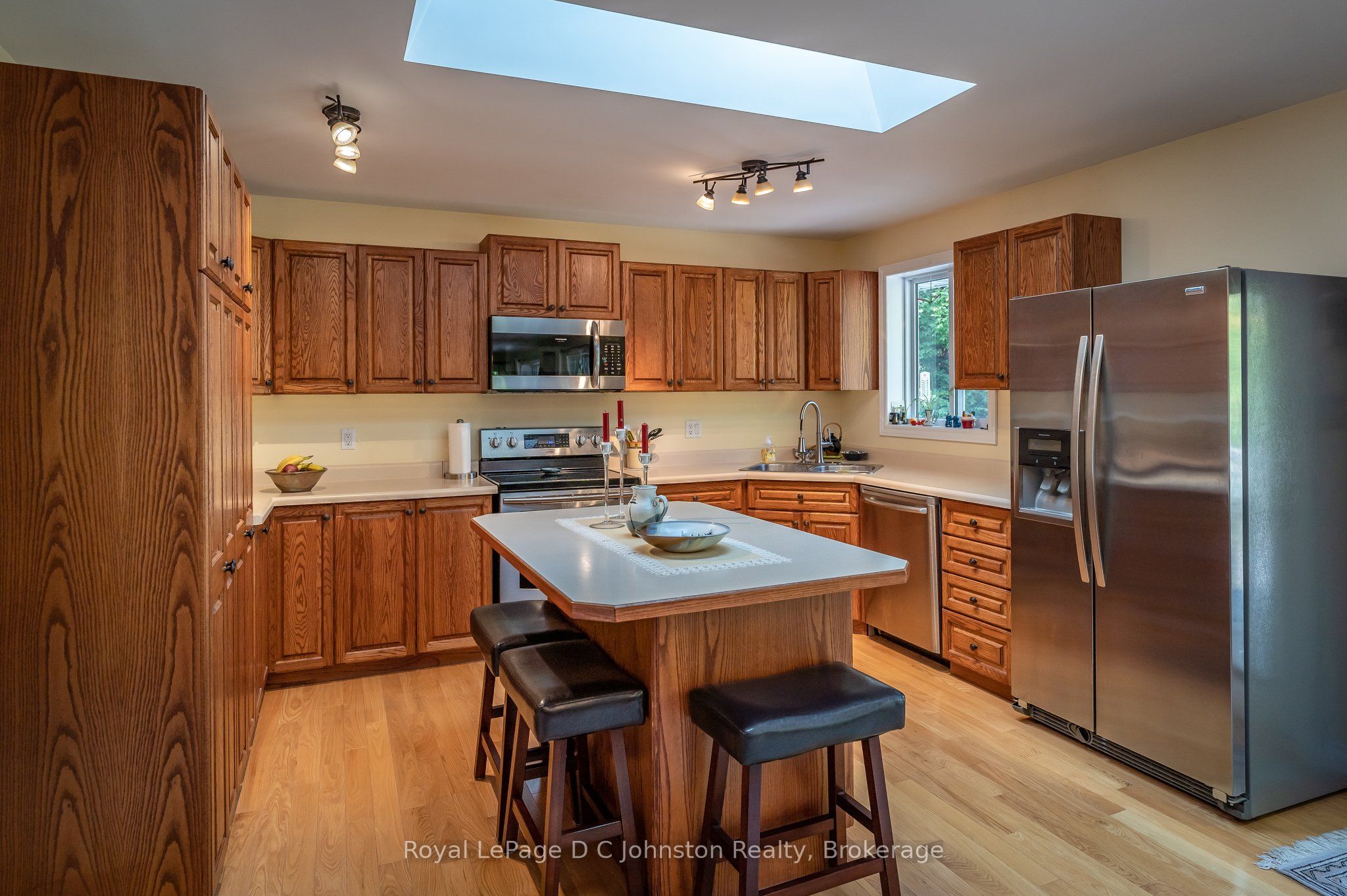 27 Gremik Crescent Property Photo 14