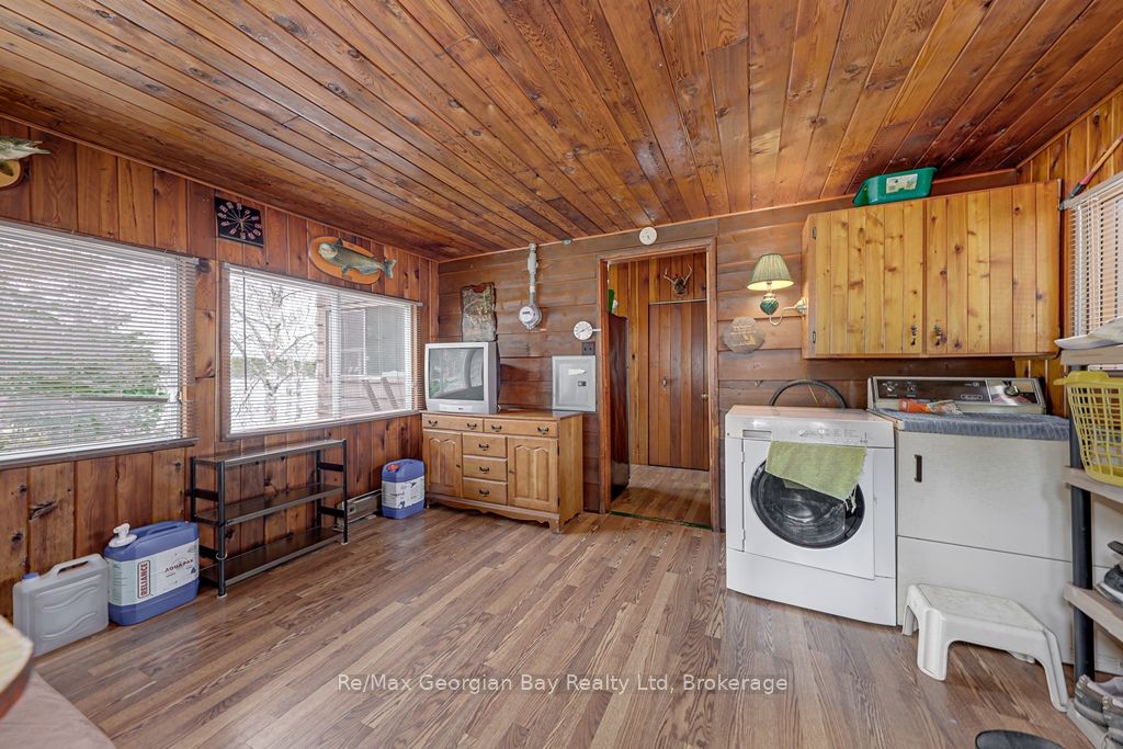 15sr405 Severn River Shore Property Photo 5