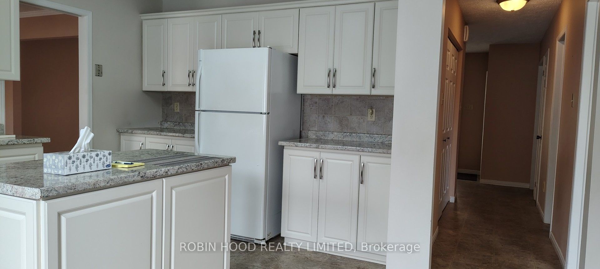 21 Earl Drive Unit 11 Property Photo 15