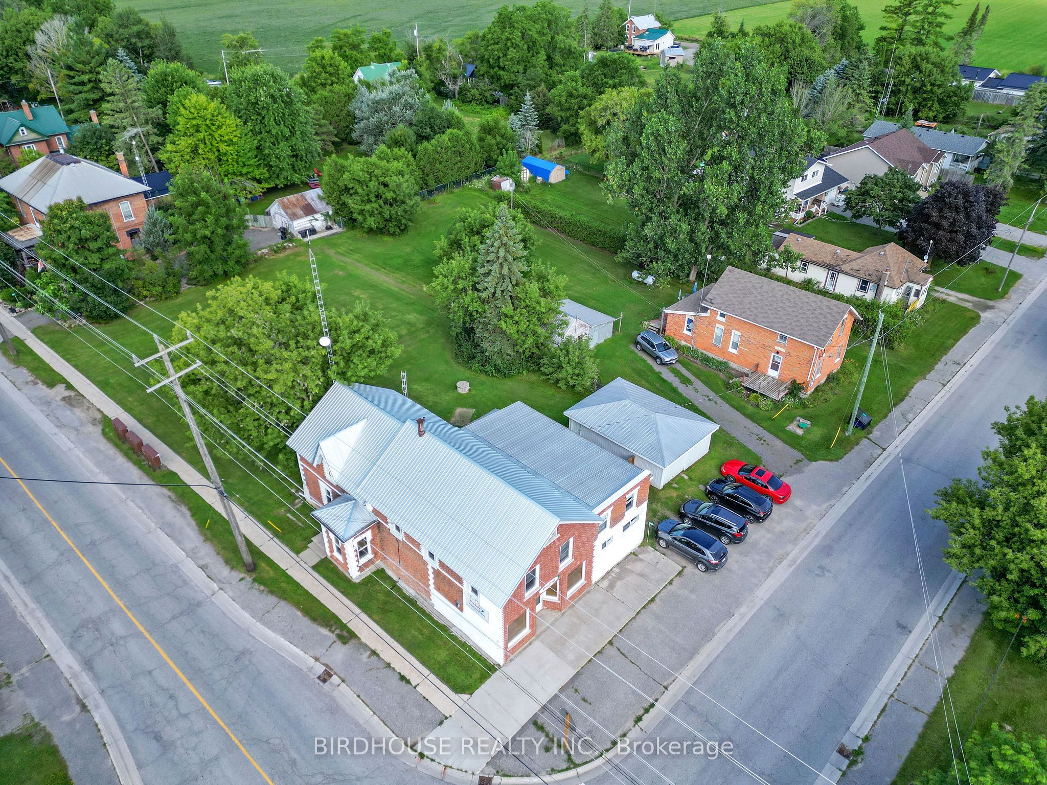 2311 Elm Tree Road Property Photo 6