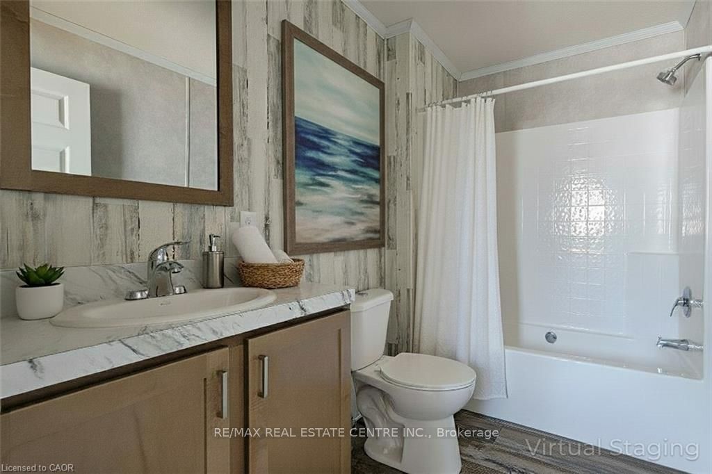 77 Park Lane Property Photo 15