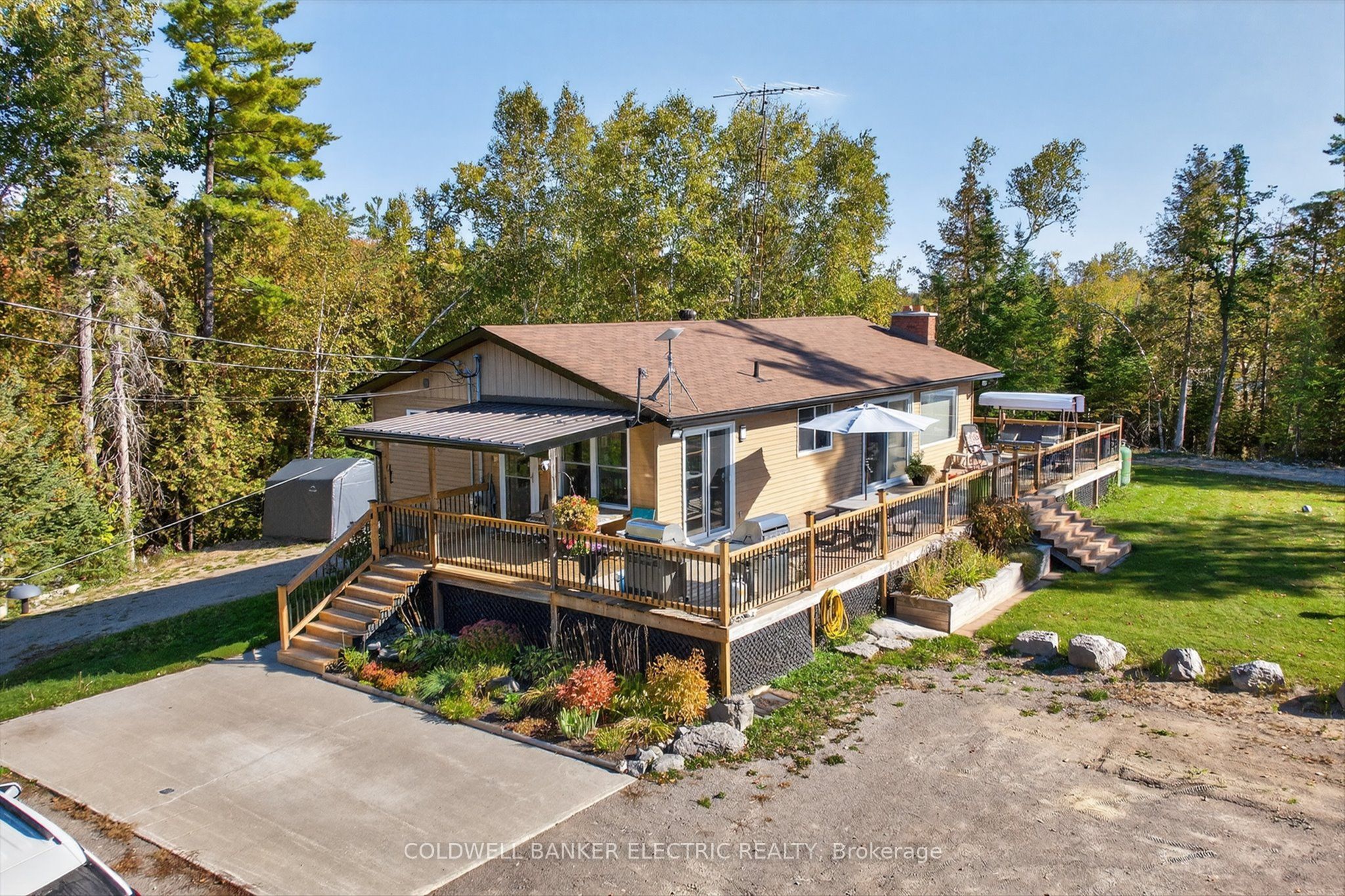 1352 County Rd 49 Road Property Photo 1