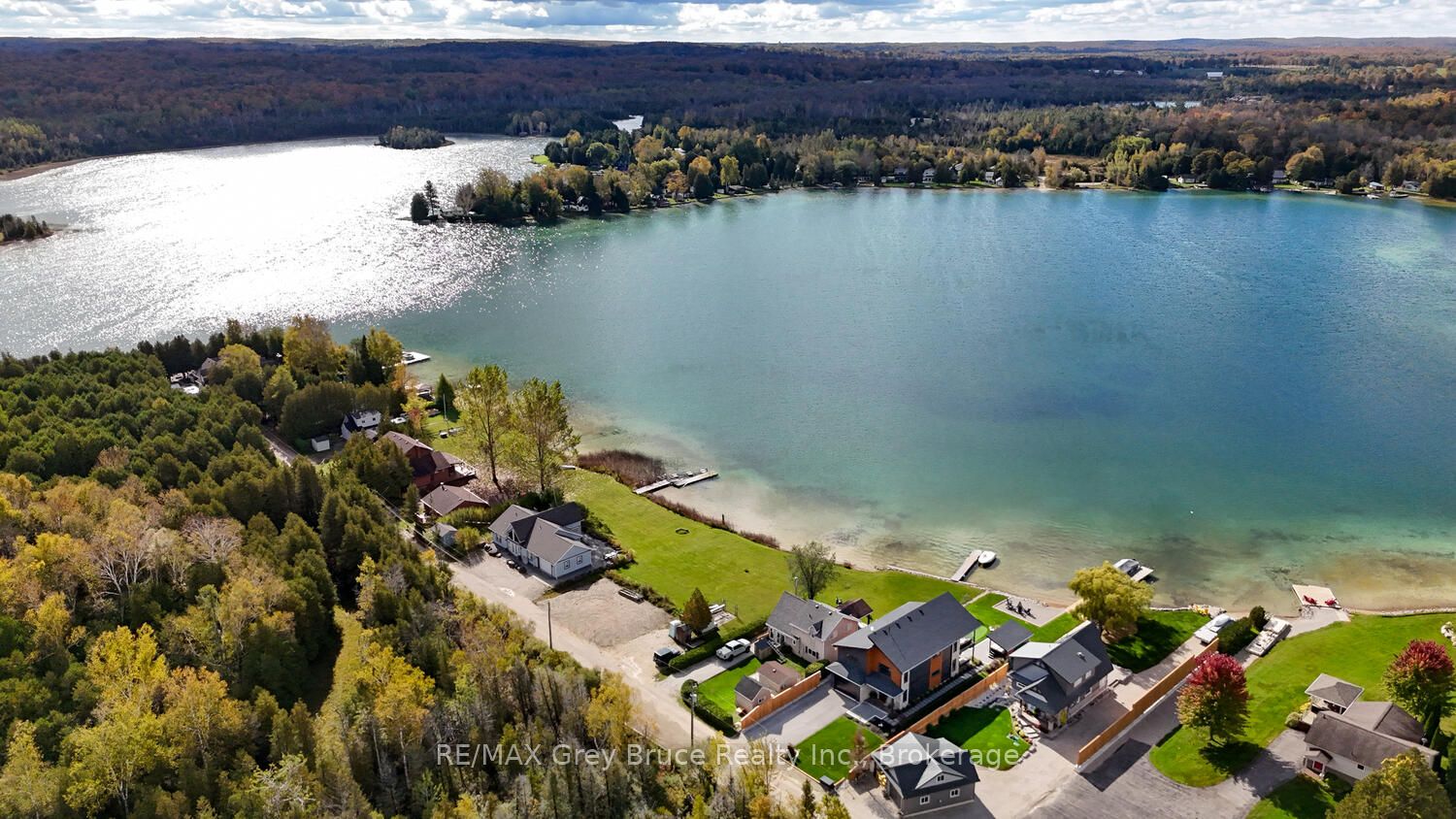 166 Country Side Drive Property Photo 2