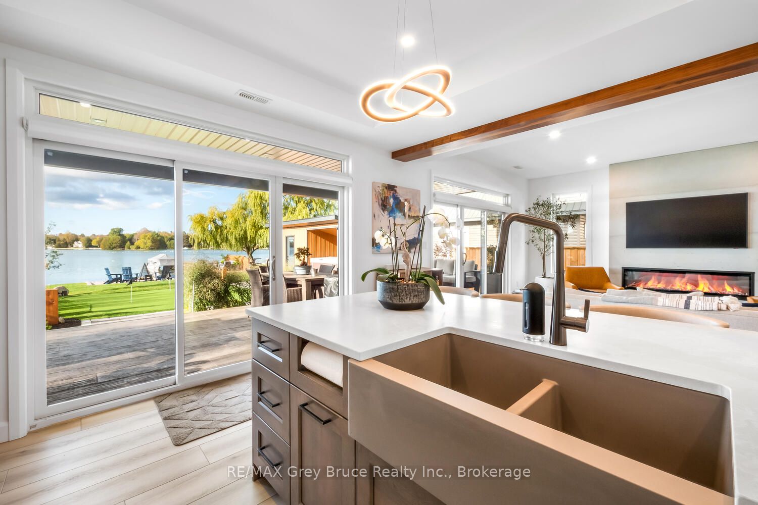166 Country Side Drive Property Photo 14