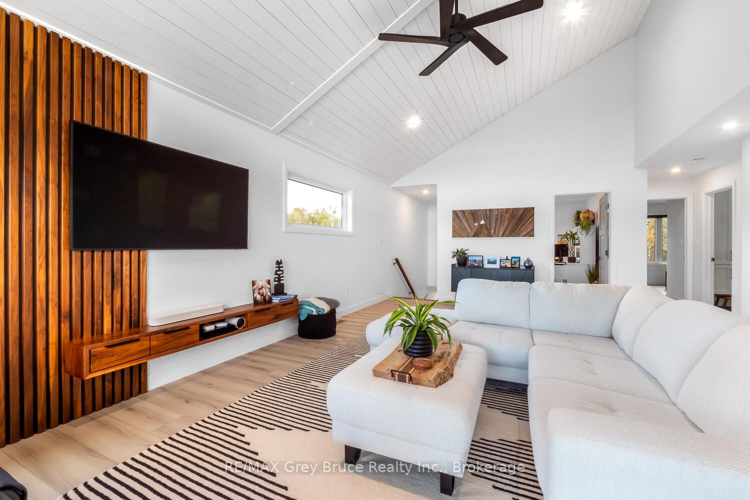 166 Country Side Drive Property Photo 23