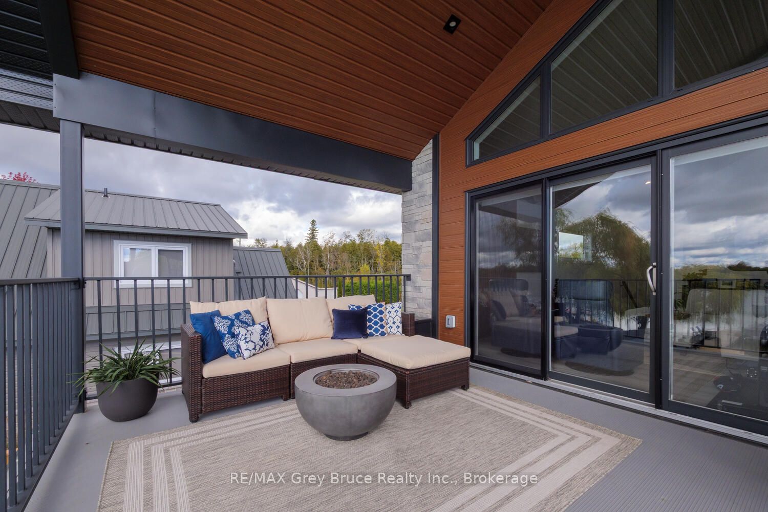 166 Country Side Drive Property Photo 32