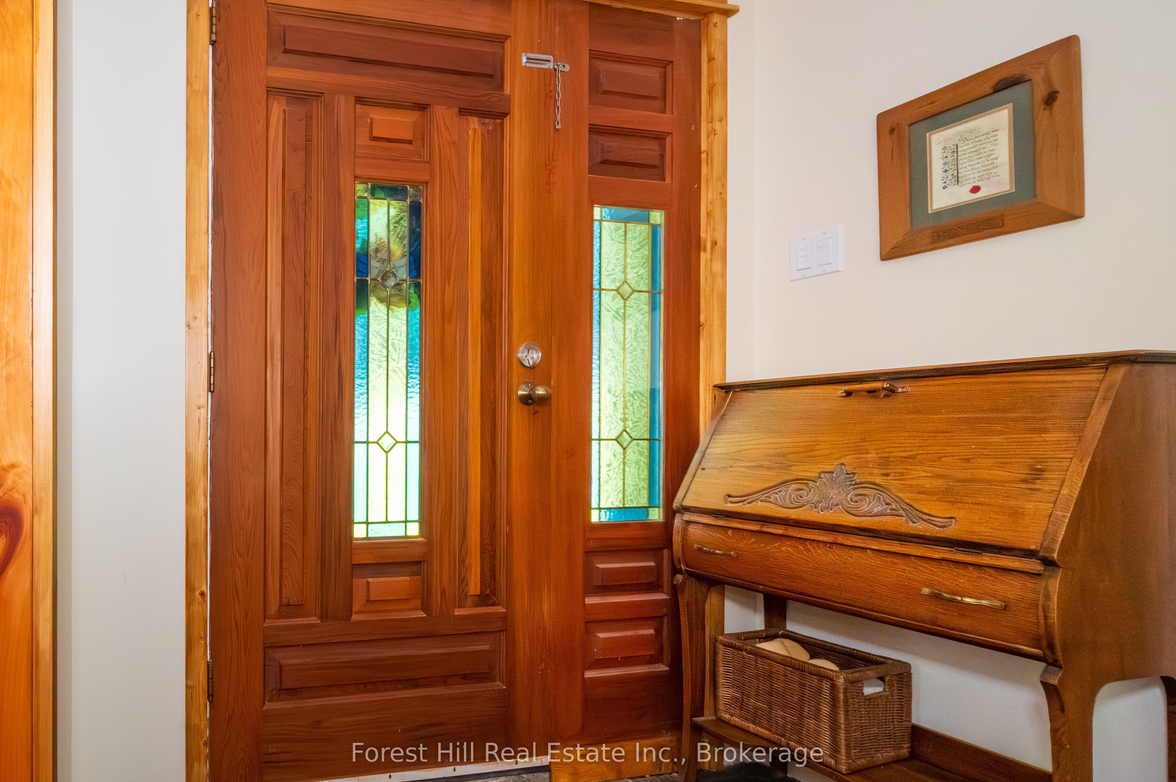 1289 Delbrooke Road S Property Photo 8