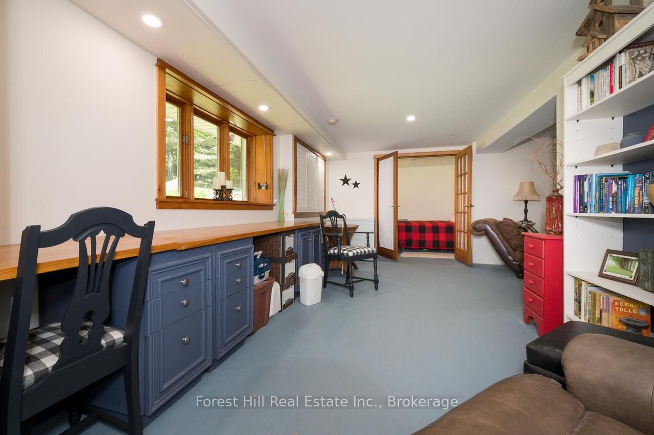 1289 Delbrooke Road S Property Photo 37