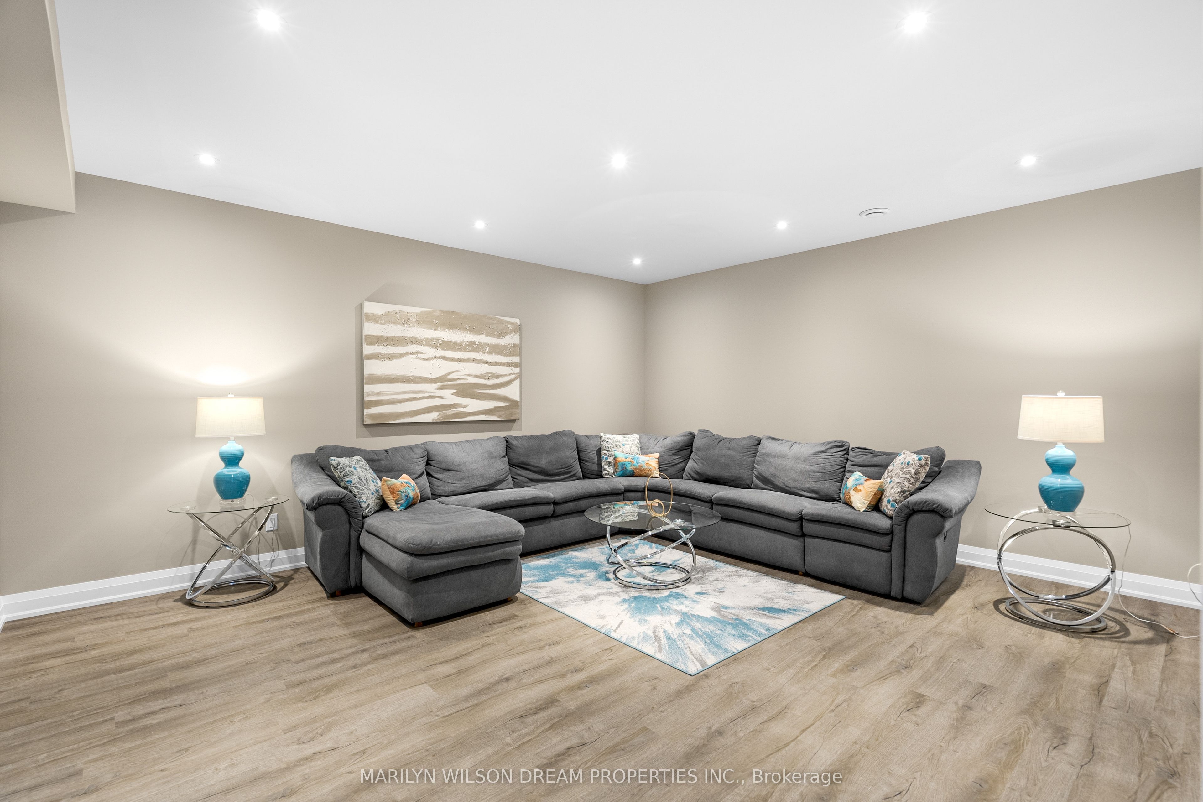 324 Hedley Way Property Photo 42