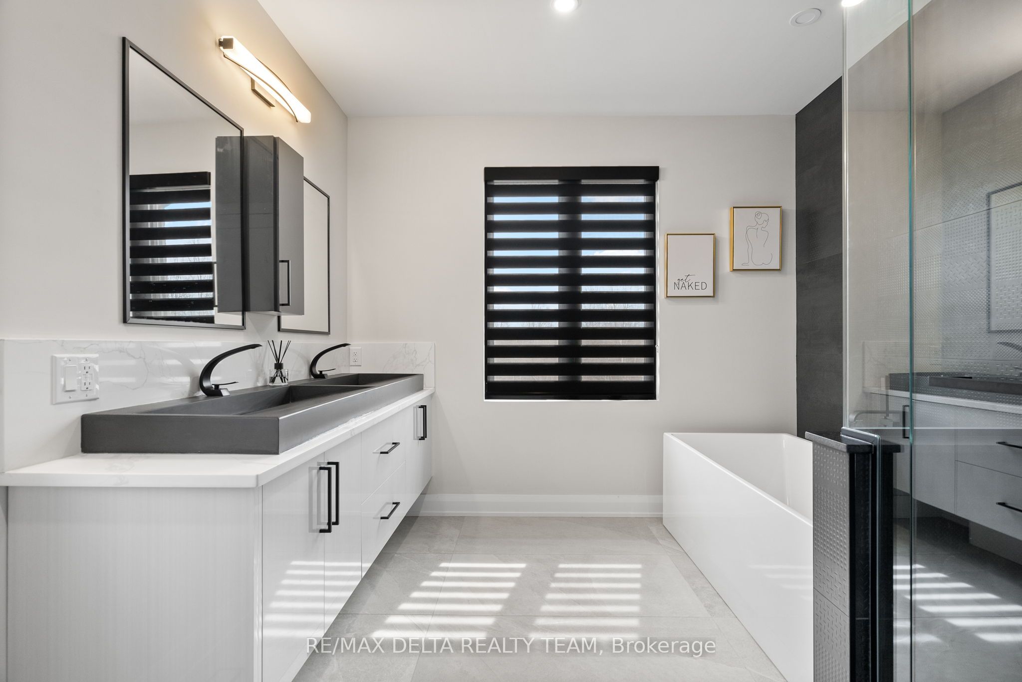 663 Ballycastle Crescent Property Photo 23