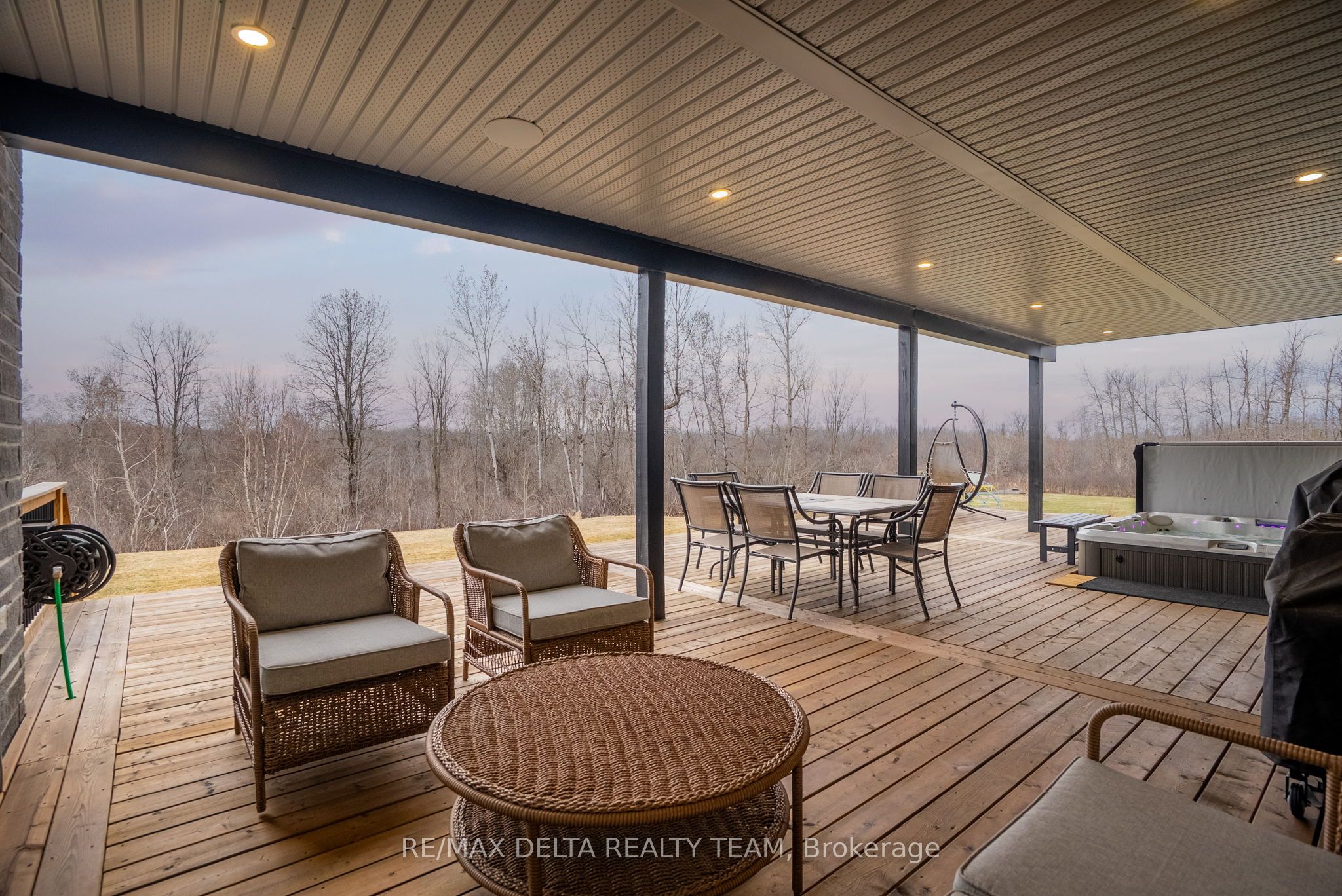 663 Ballycastle Crescent Property Photo 46