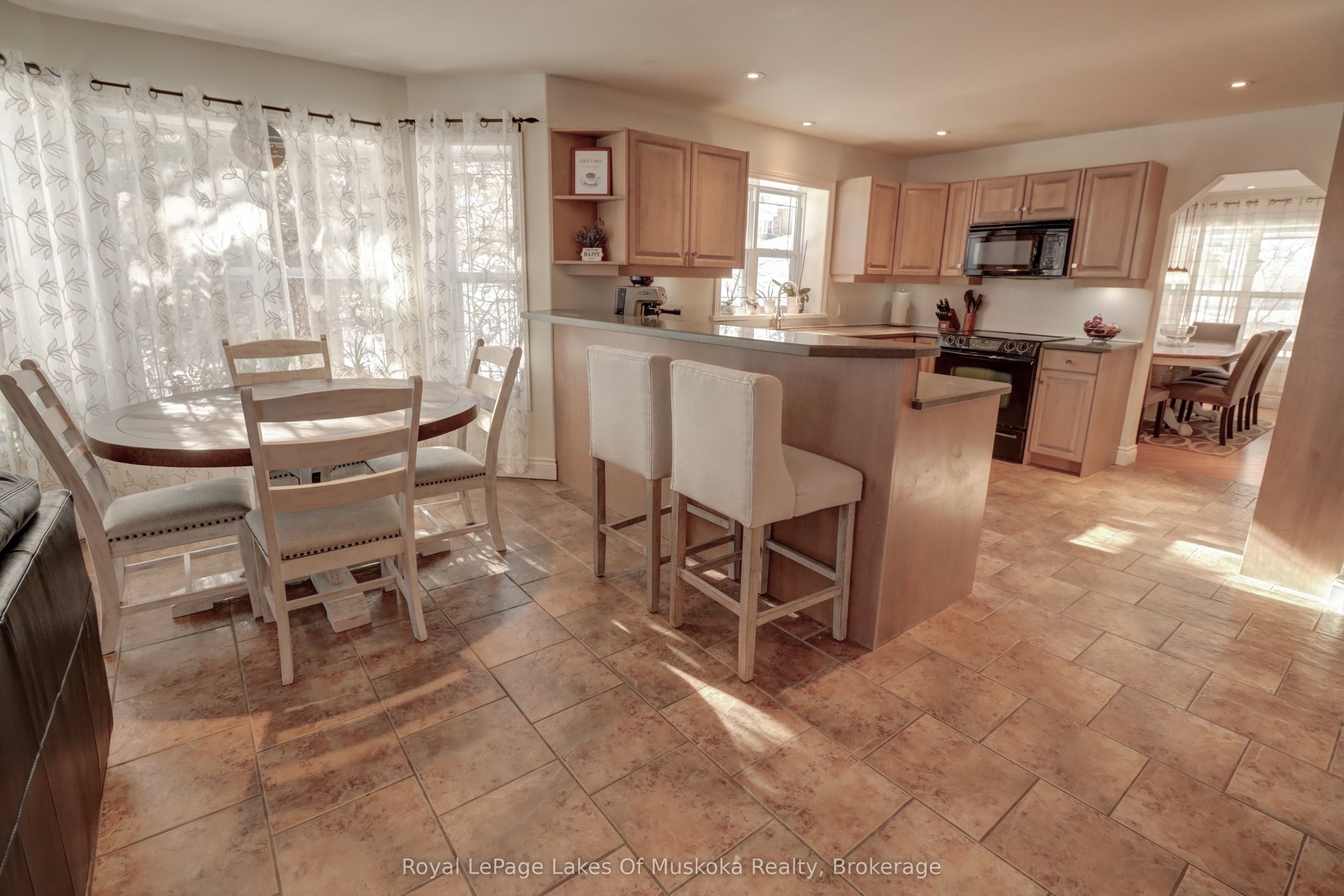 317 Falcon Road Property Photo 16