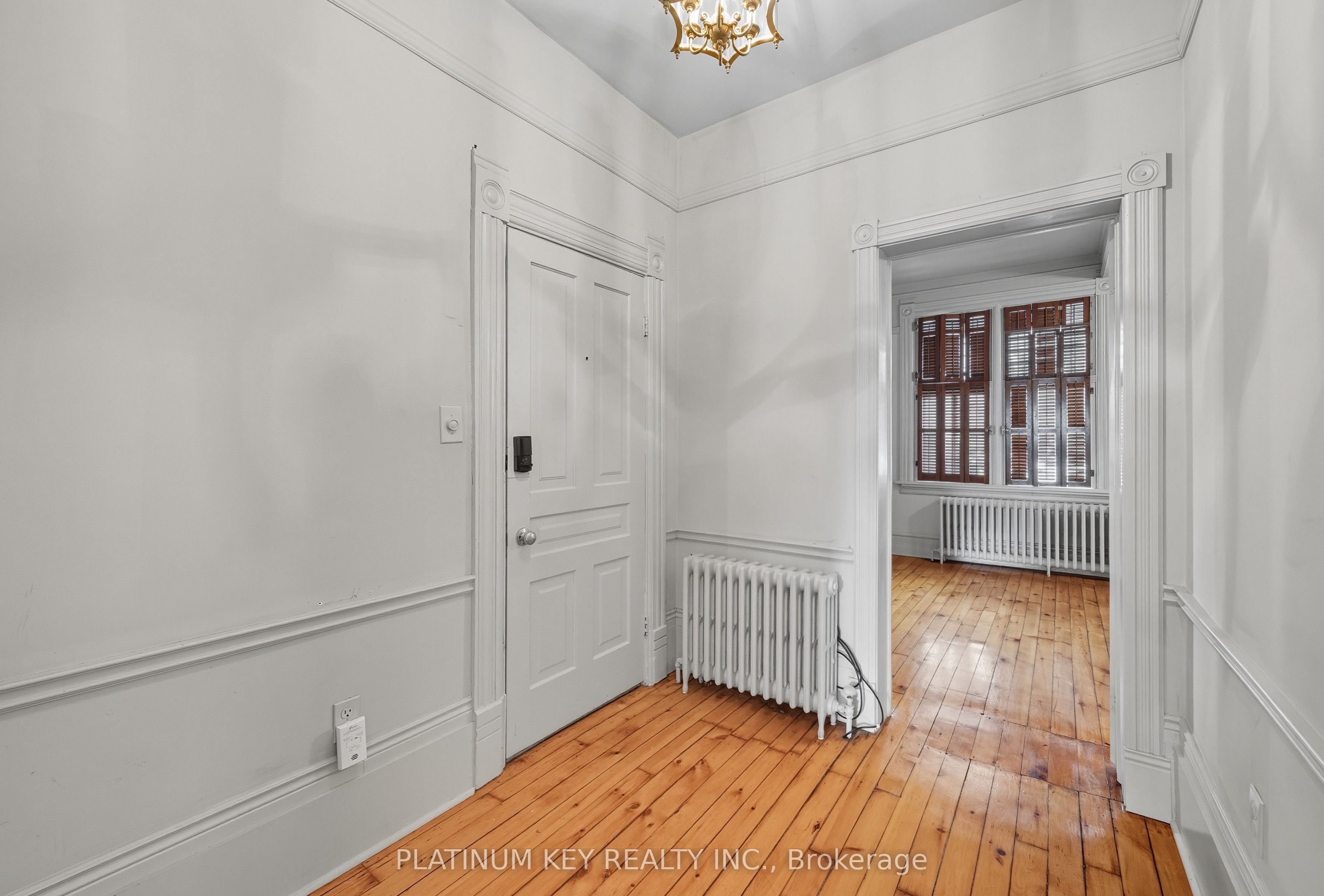 603 Queens Avenue Property Photo 5