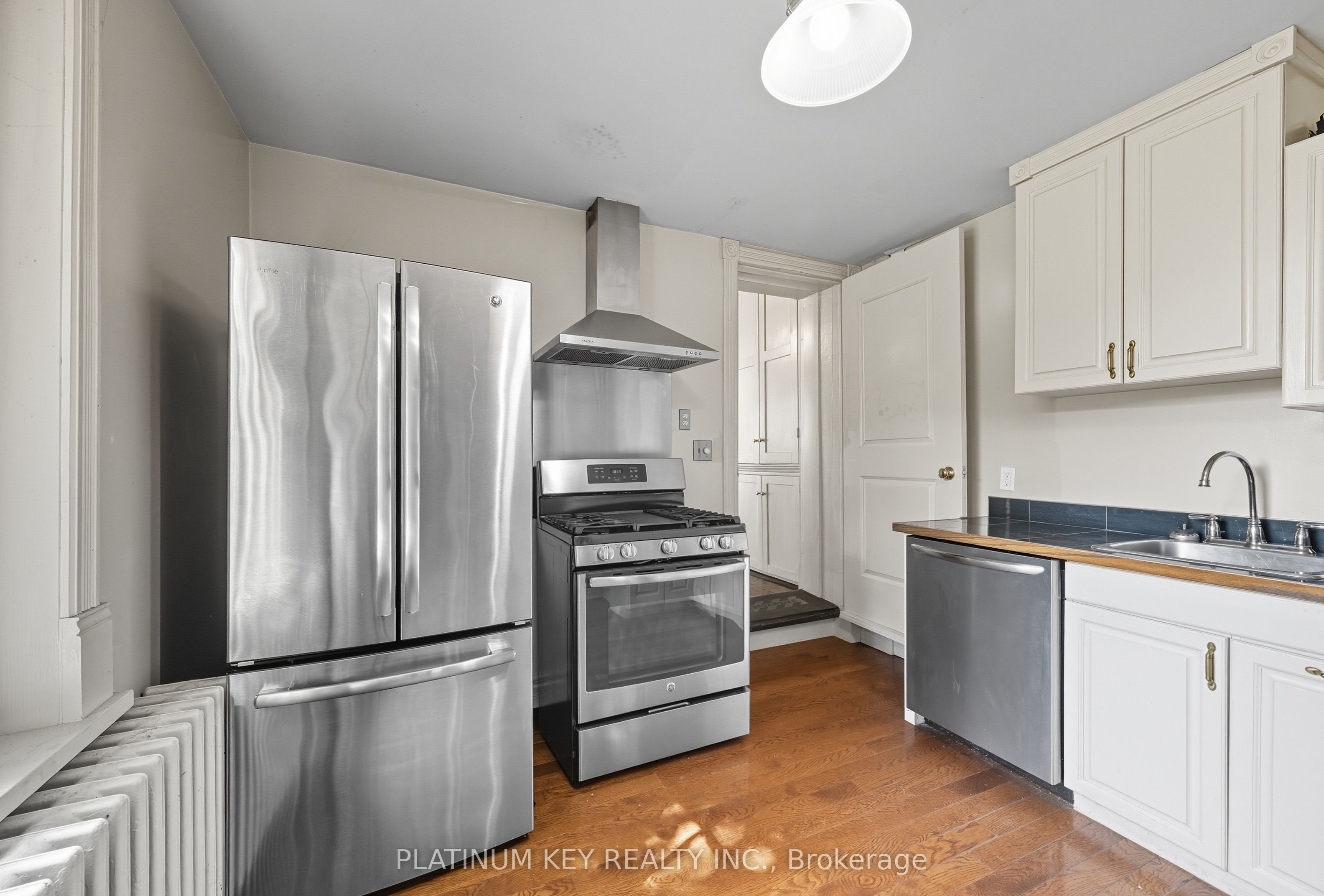 603 Queens Avenue Property Photo 21