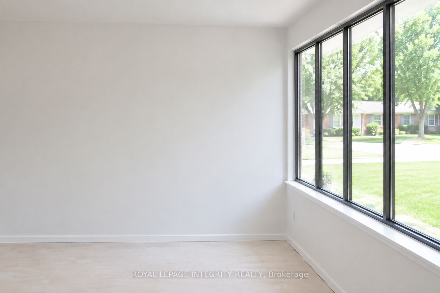 1117 Cobden Road Property Photo 6