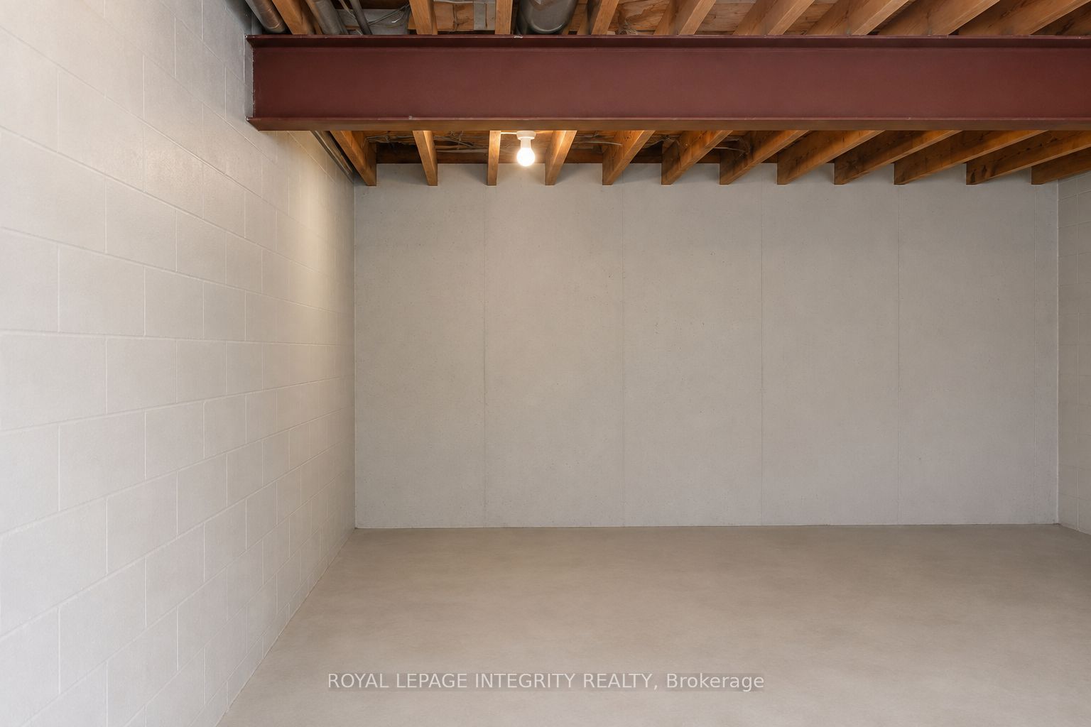 1117 Cobden Road Property Photo 10