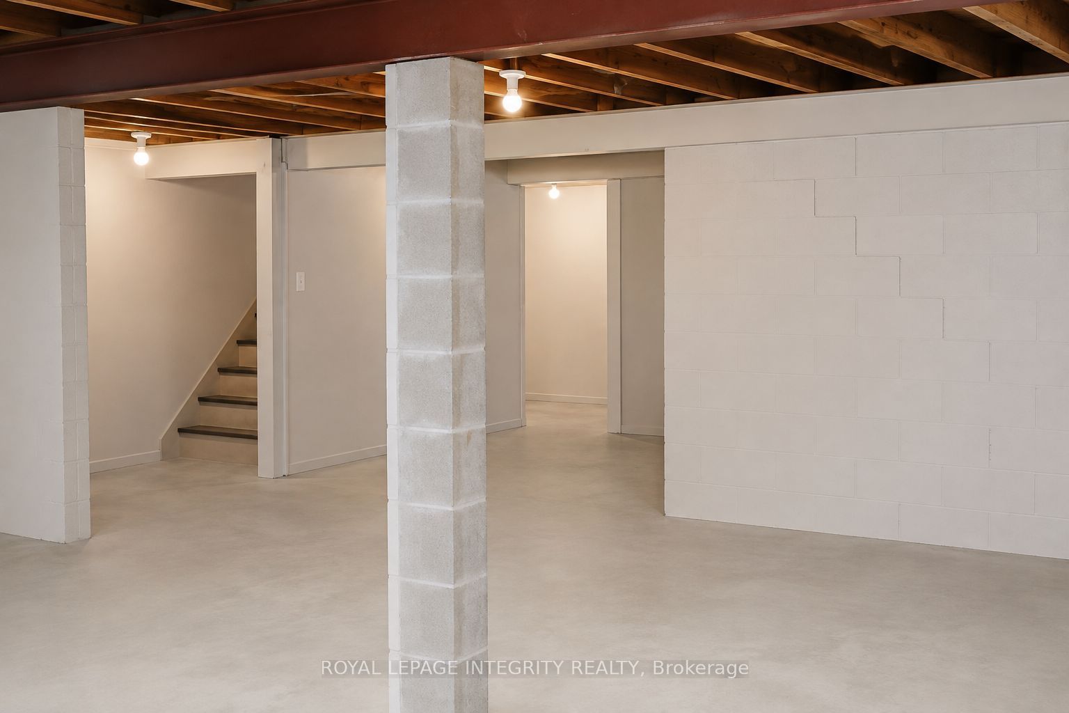 1117 Cobden Road Property Photo 11