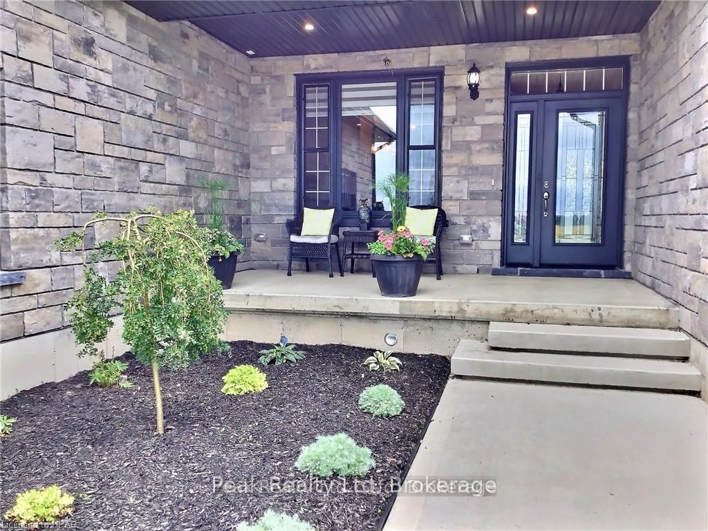 95 South Street Property Photo 3