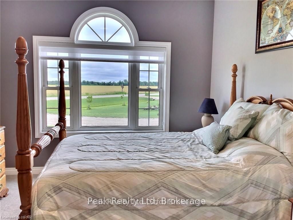 95 South Street Property Photo 11