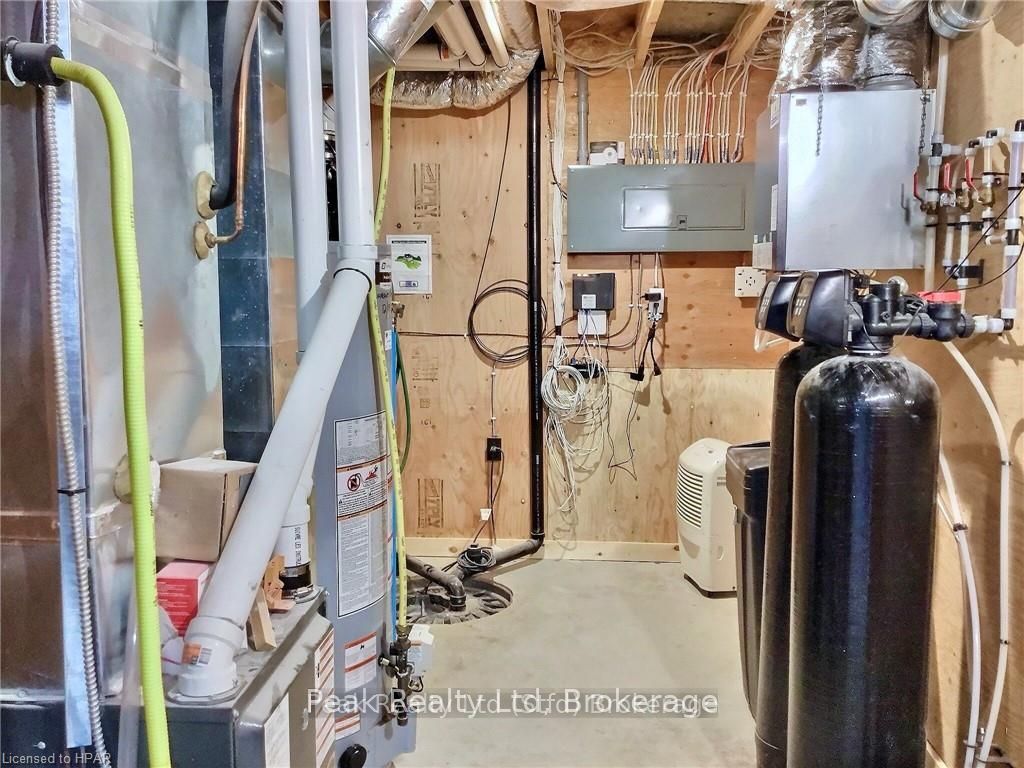 95 South Street Property Photo 32