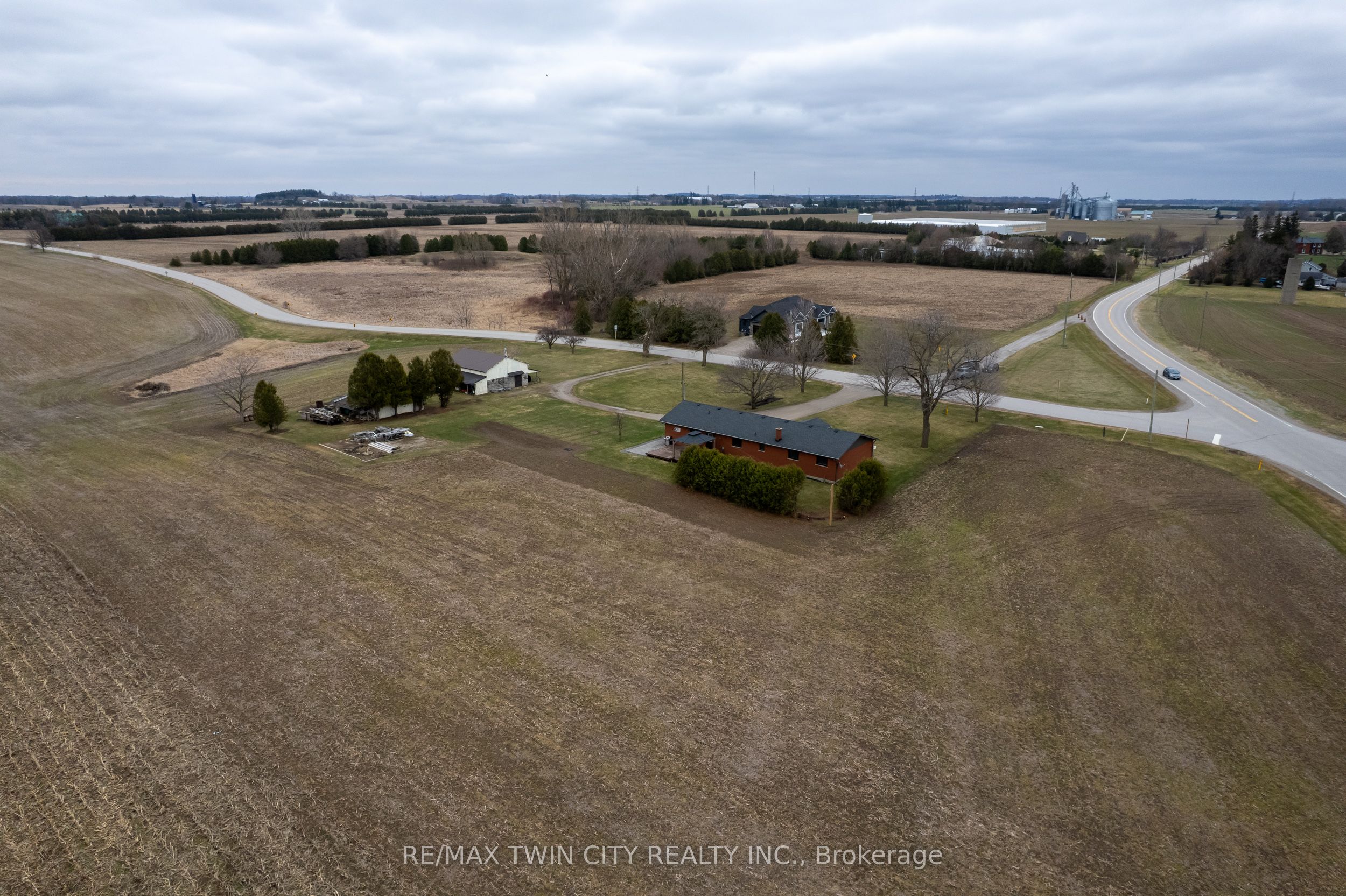 58 Tenth Conc. Road Property Photo 10