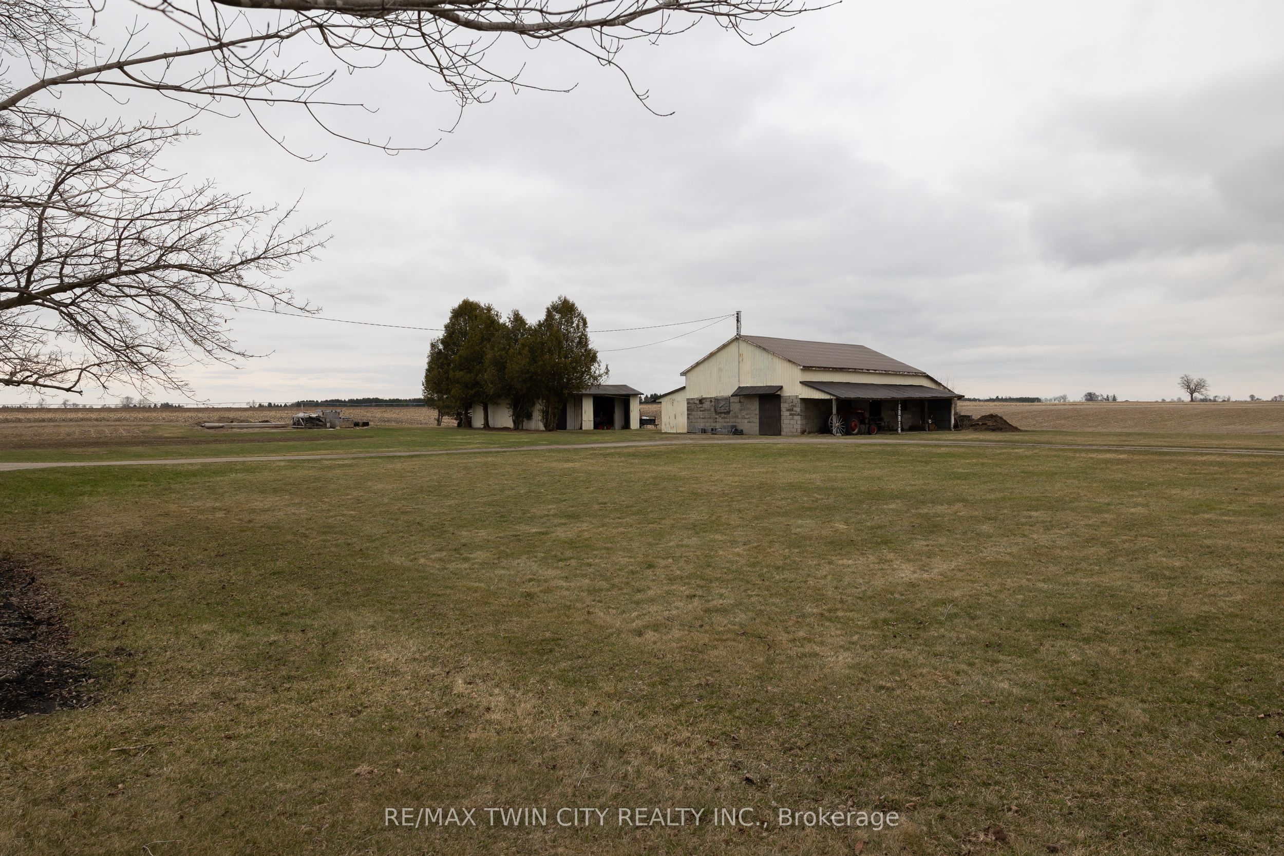 58 Tenth Conc. Road Property Photo 12