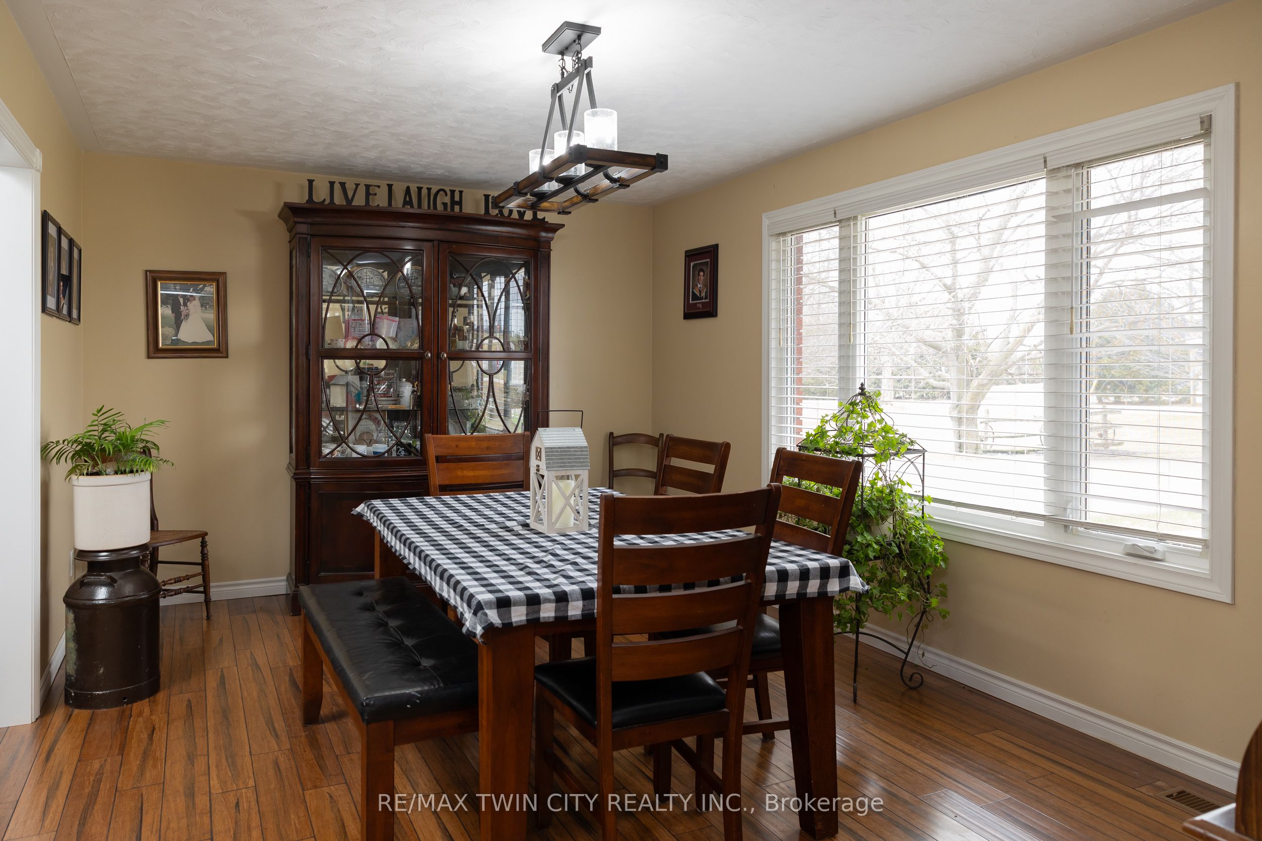 58 Tenth Conc. Road Property Photo 18