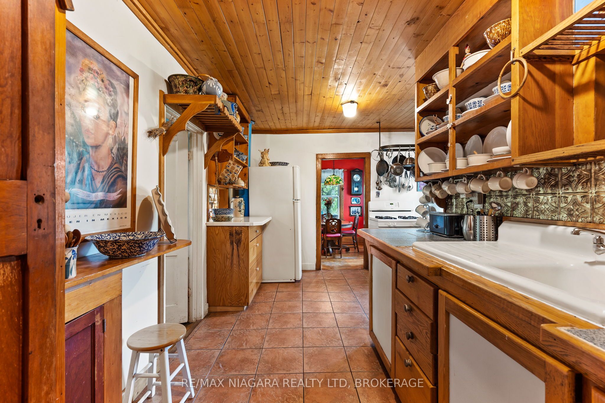 105 Weir Road Property Photo 12