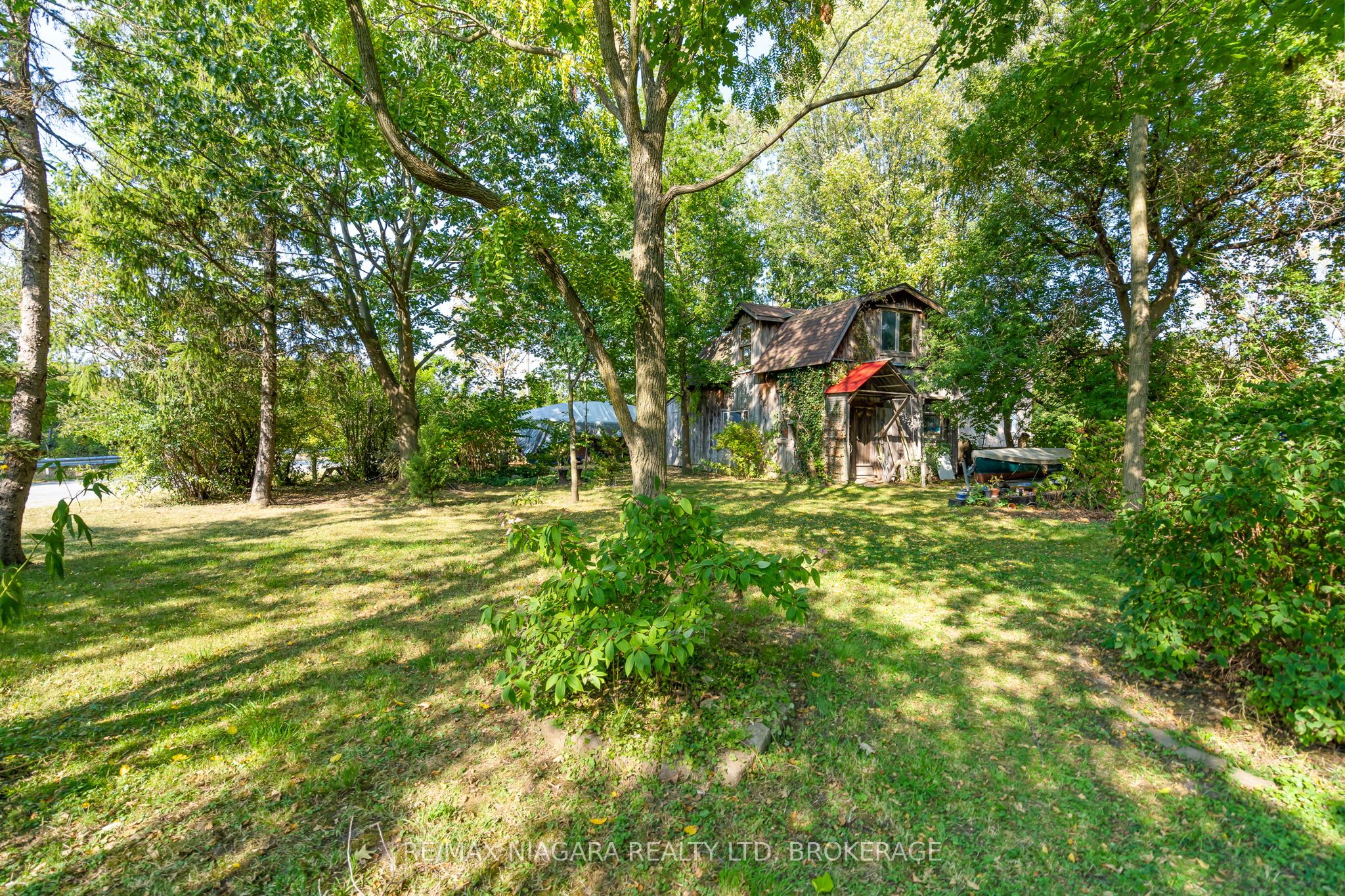 105 Weir Road Property Photo 26
