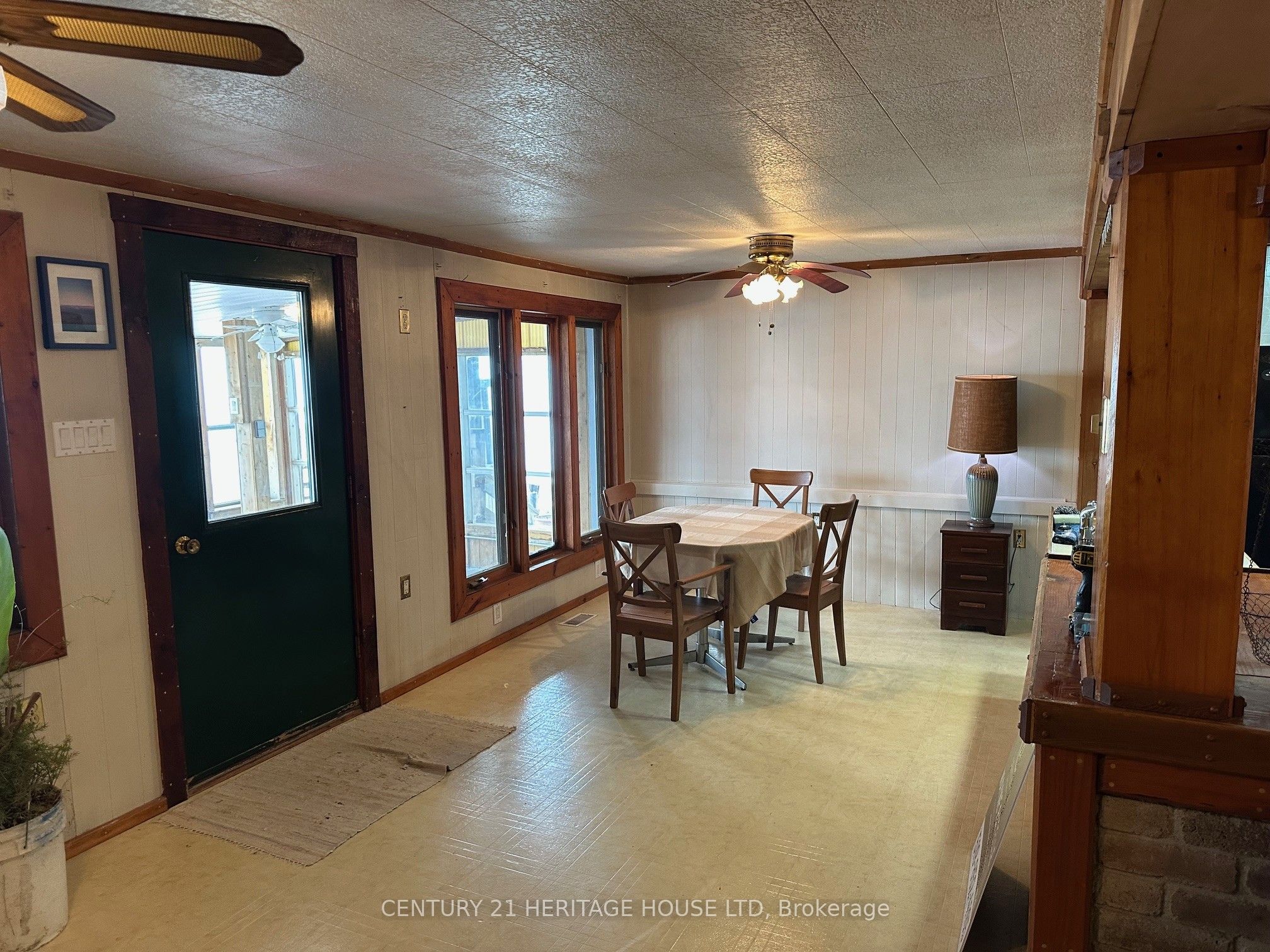 3393 Waneeta Drive Property Photo 10
