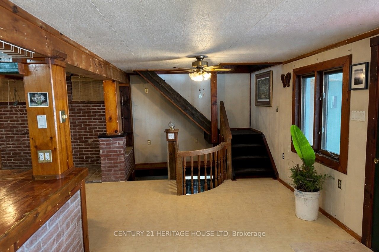 3393 Waneeta Drive Property Photo 11