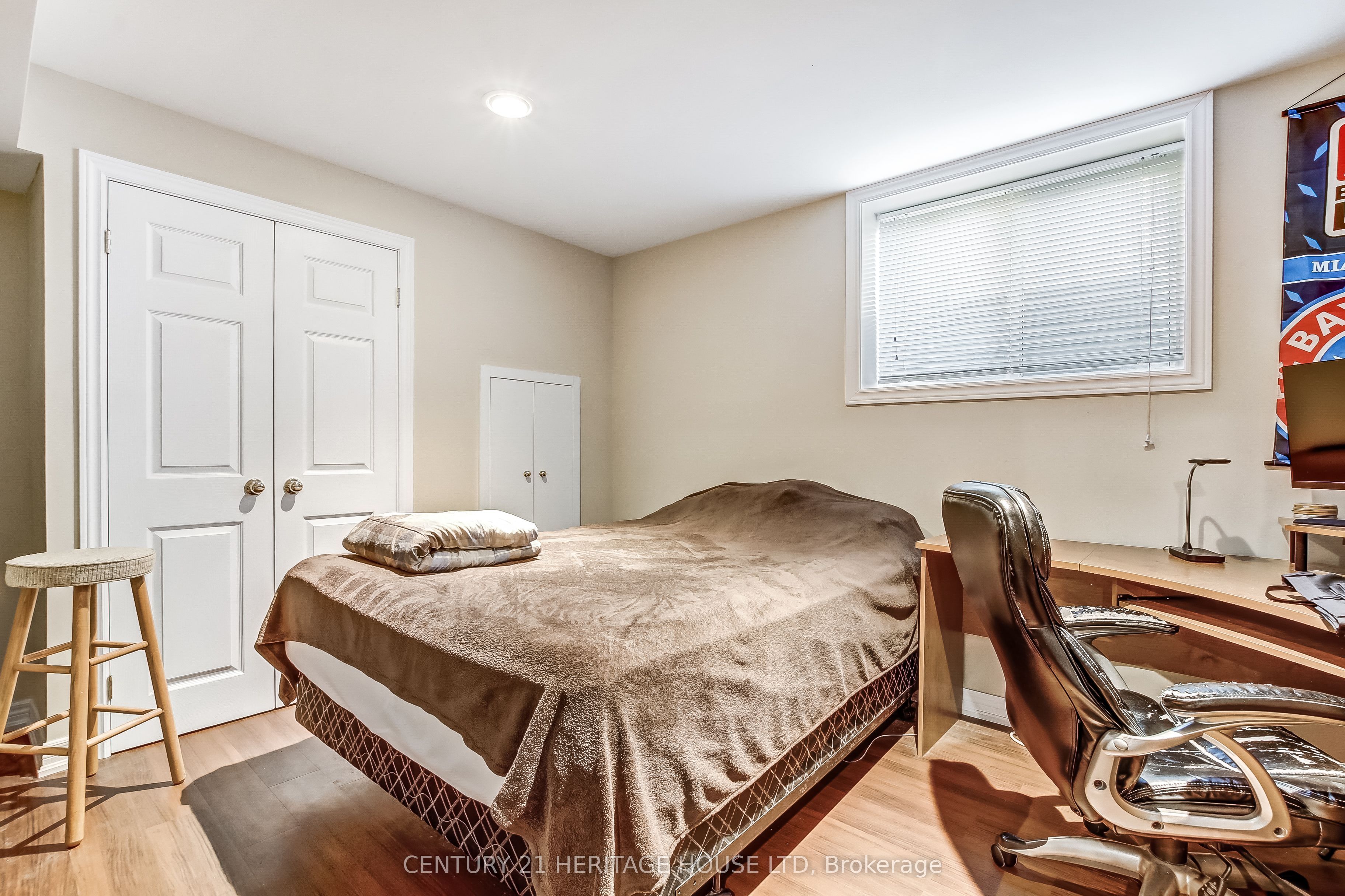18 Hickory Boulevard W Property Photo 17