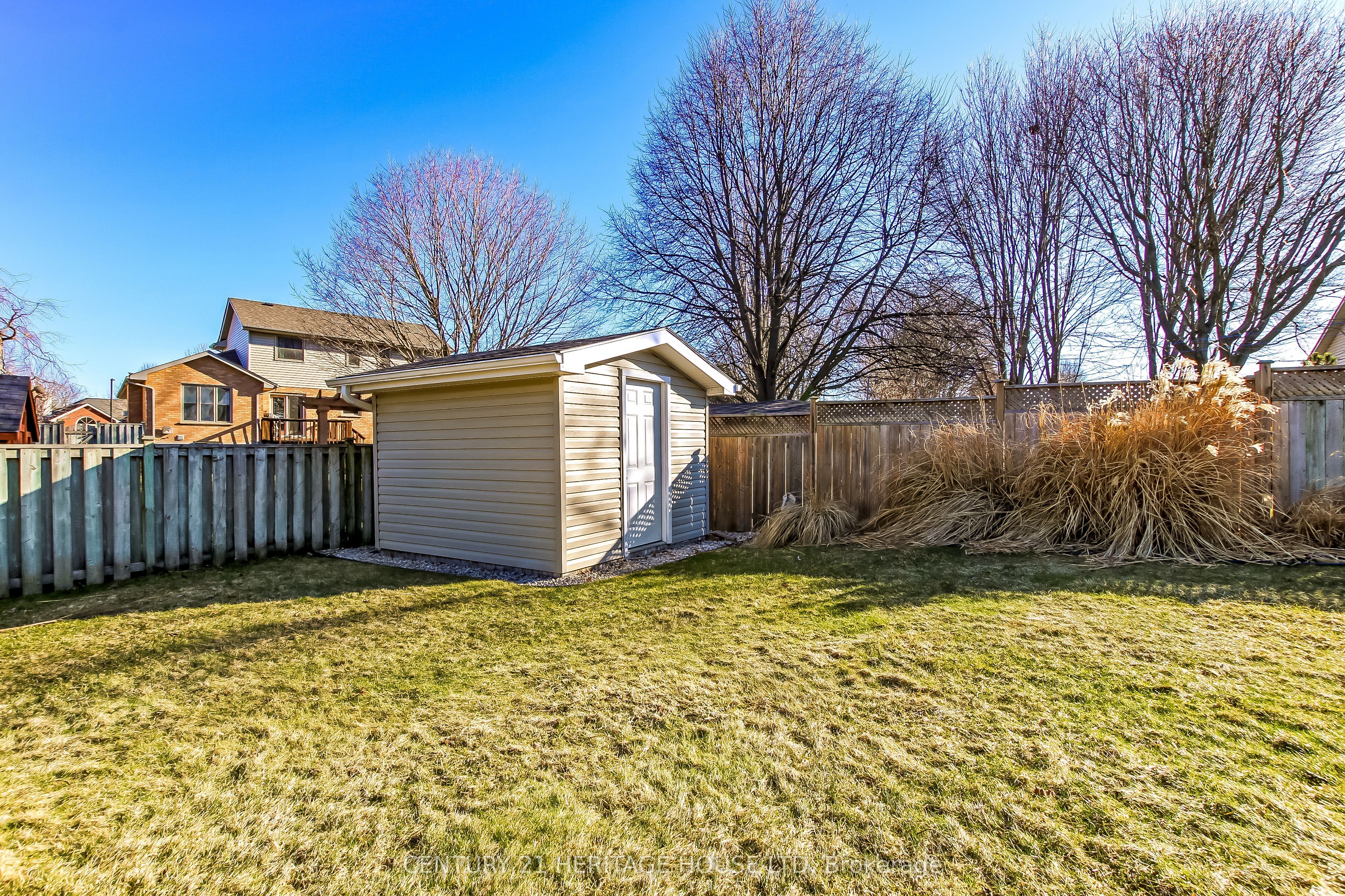 18 Hickory Boulevard W Property Photo 20