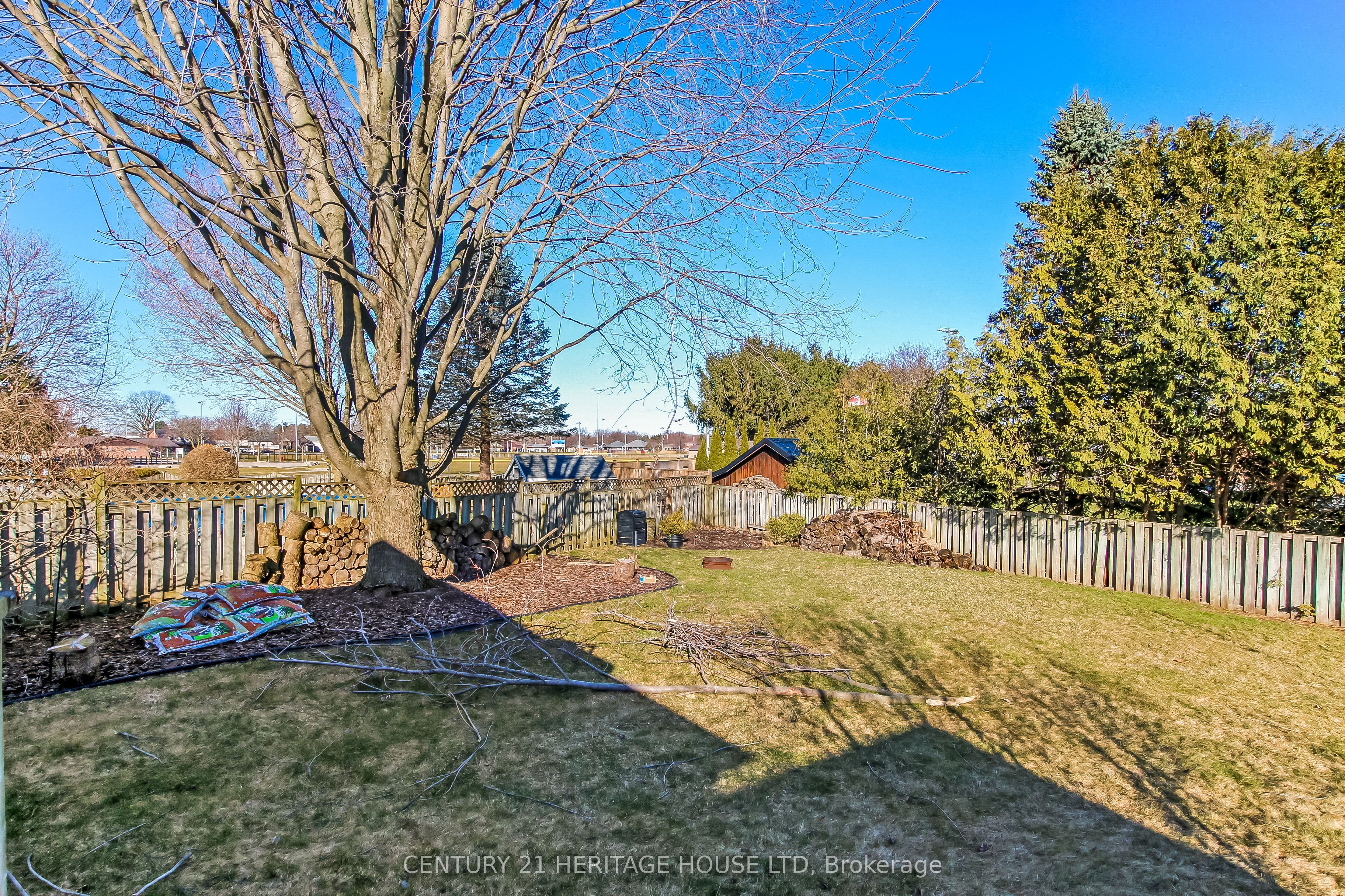18 Hickory Boulevard W Property Photo 24