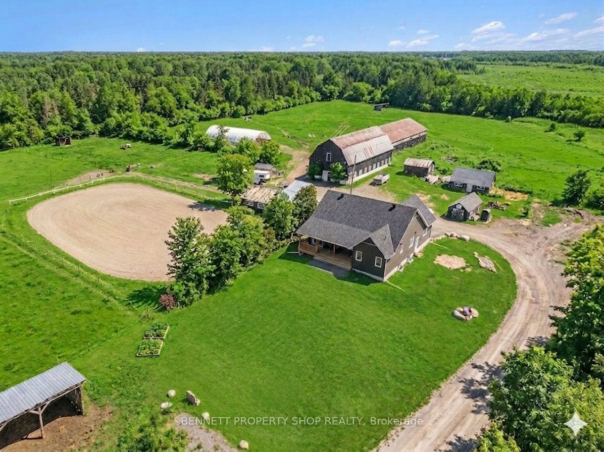 7261 Third Line Road S Property Photo 1